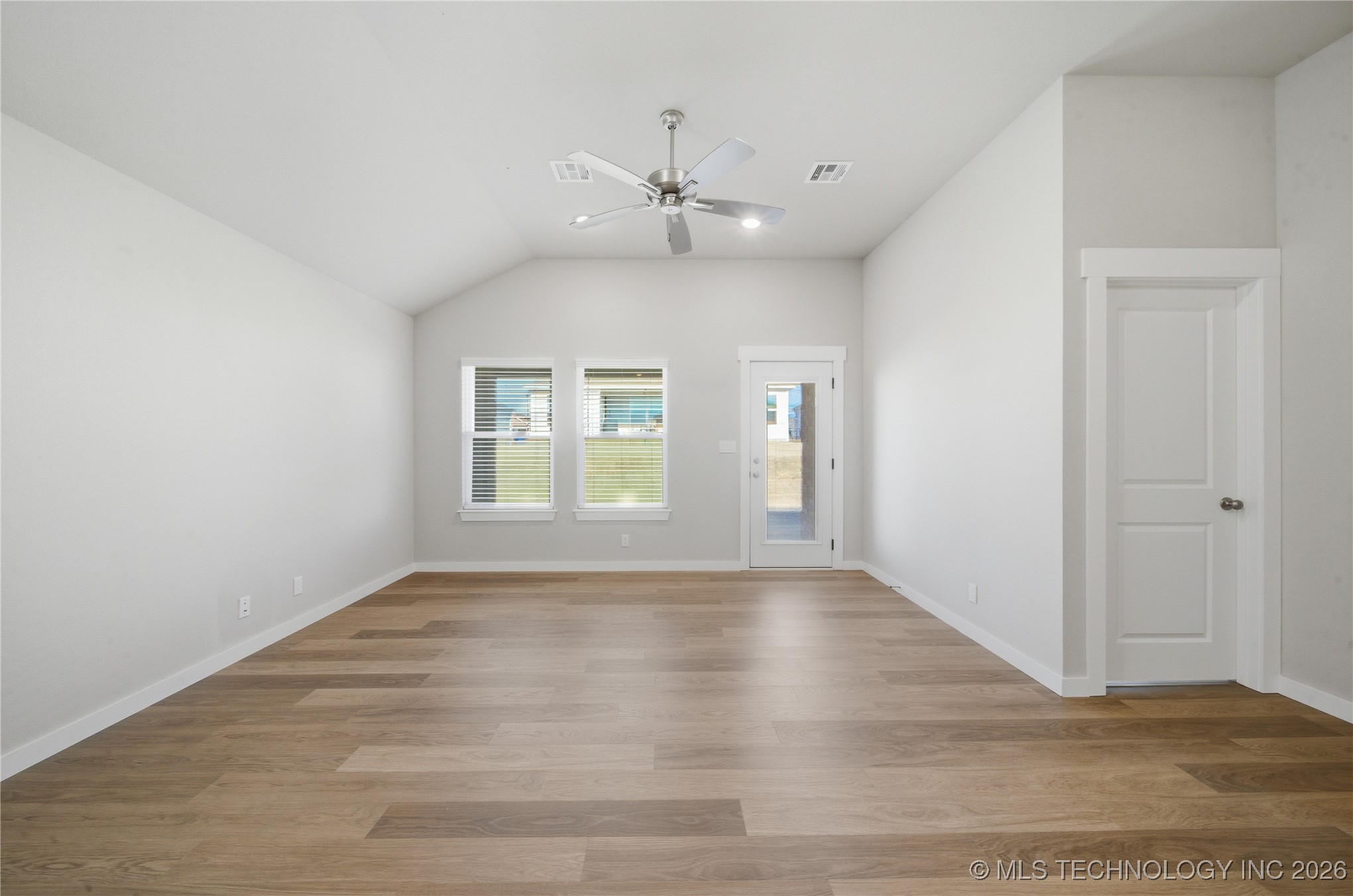 14635 E 39th Place S Property Photo 7