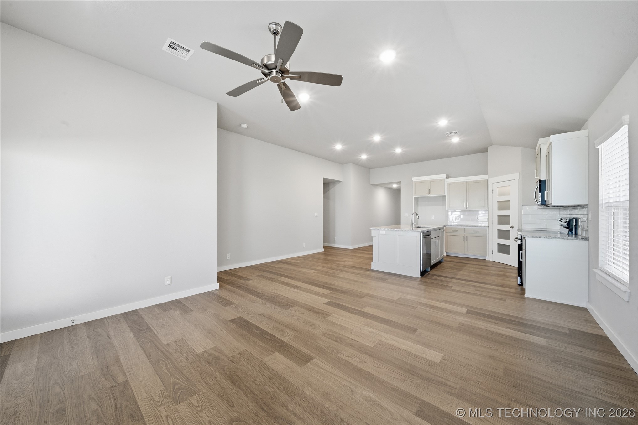 14635 E 39th Place S Property Photo 8