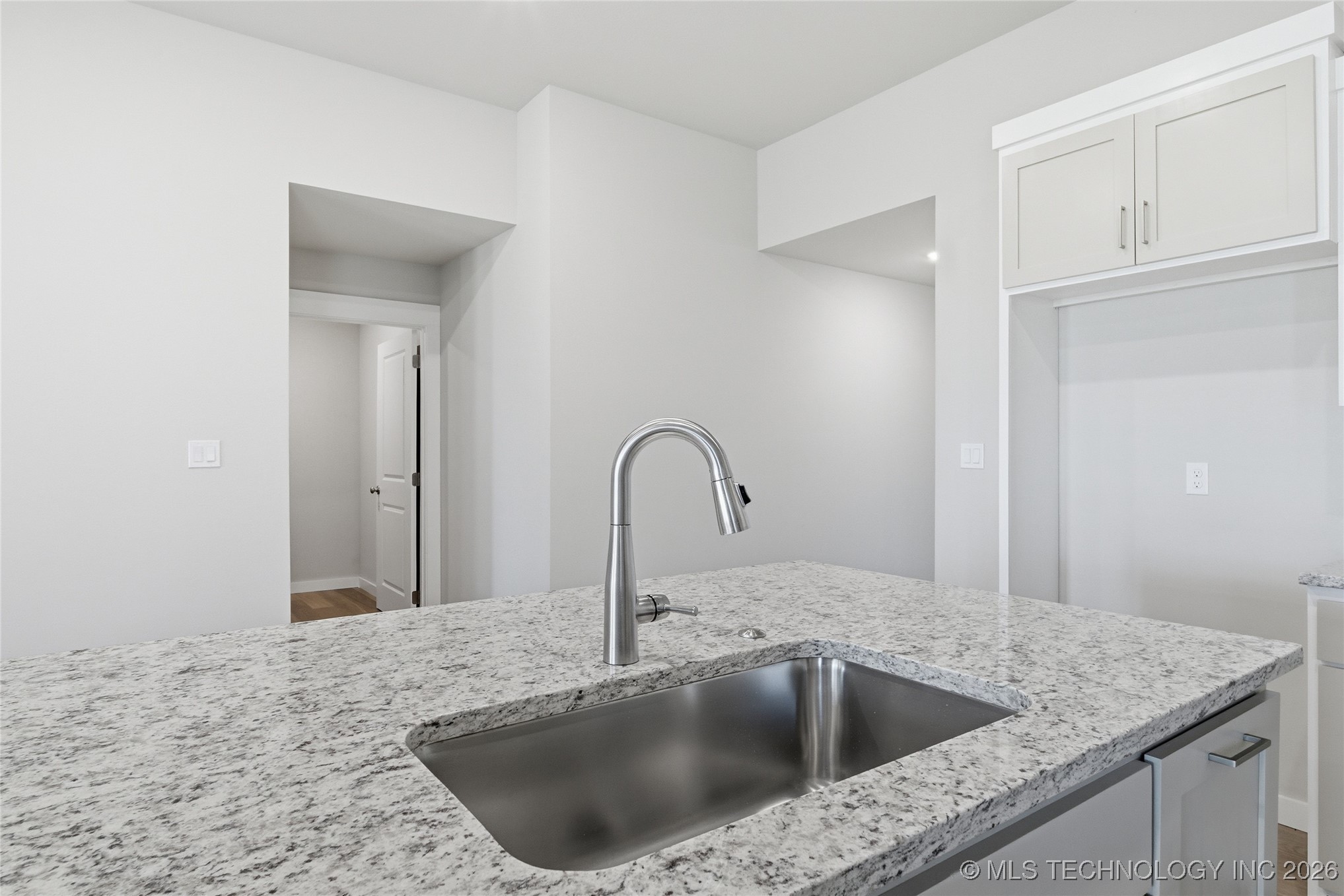 14635 E 39th Place S Property Photo 12