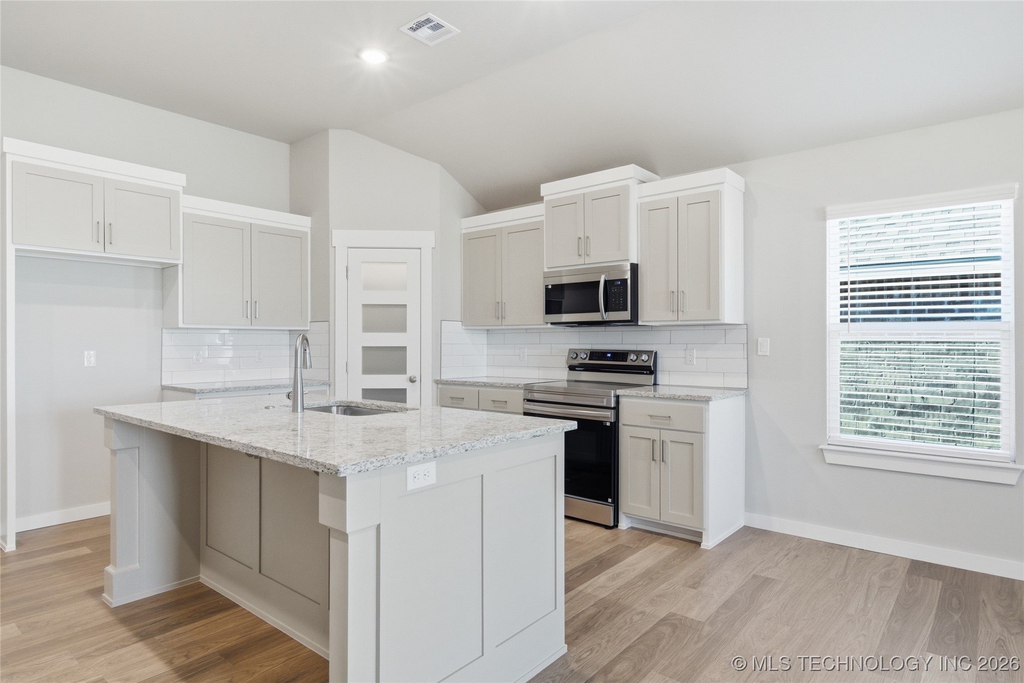 14635 E 39th Place S Property Photo 14