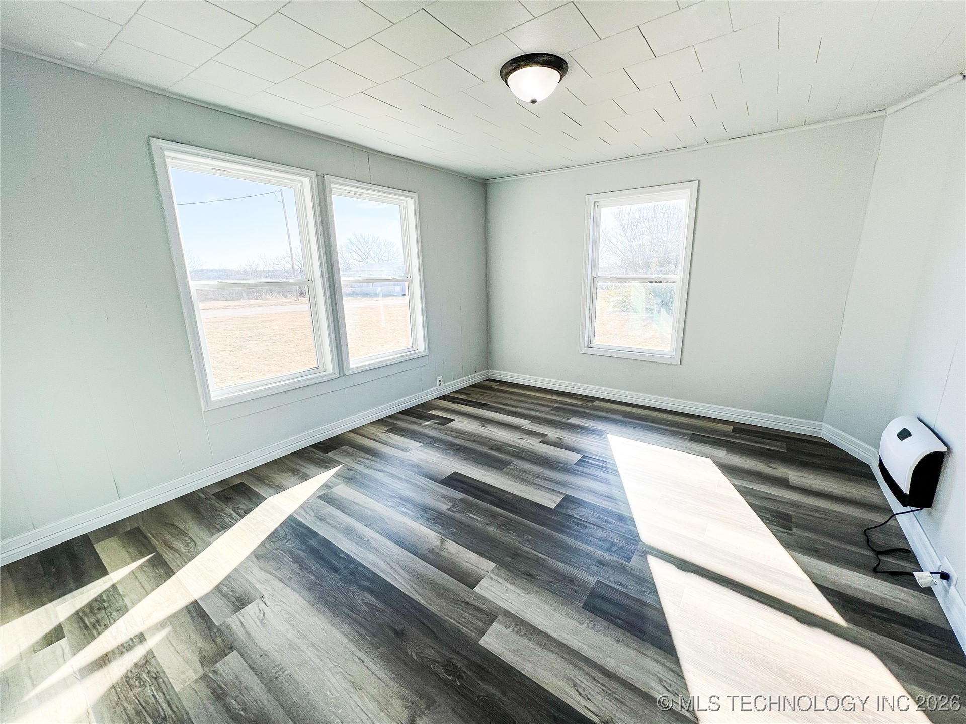 403 S Cimarron Avenue Property Photo 12