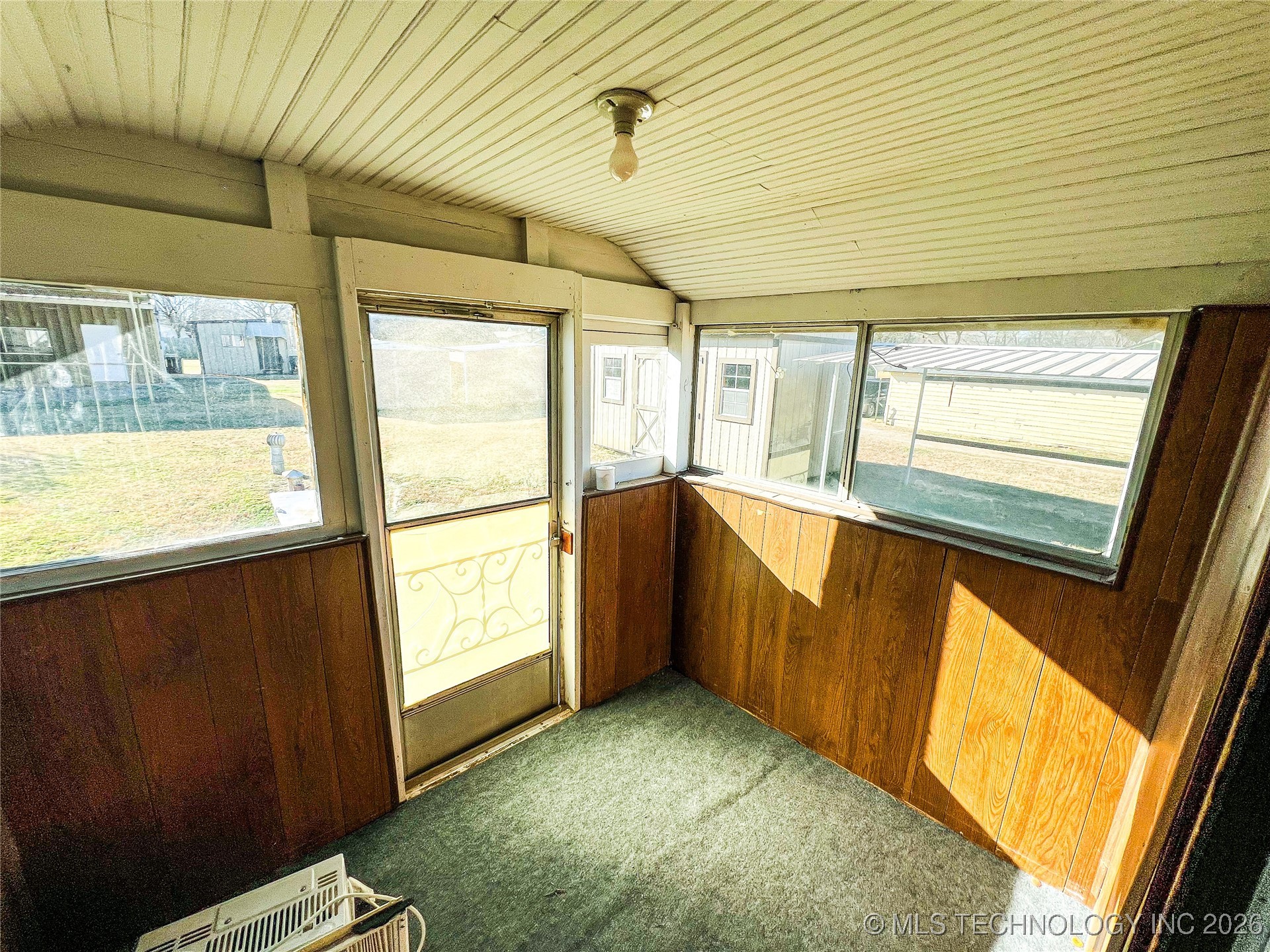 403 S Cimarron Avenue Property Photo 16