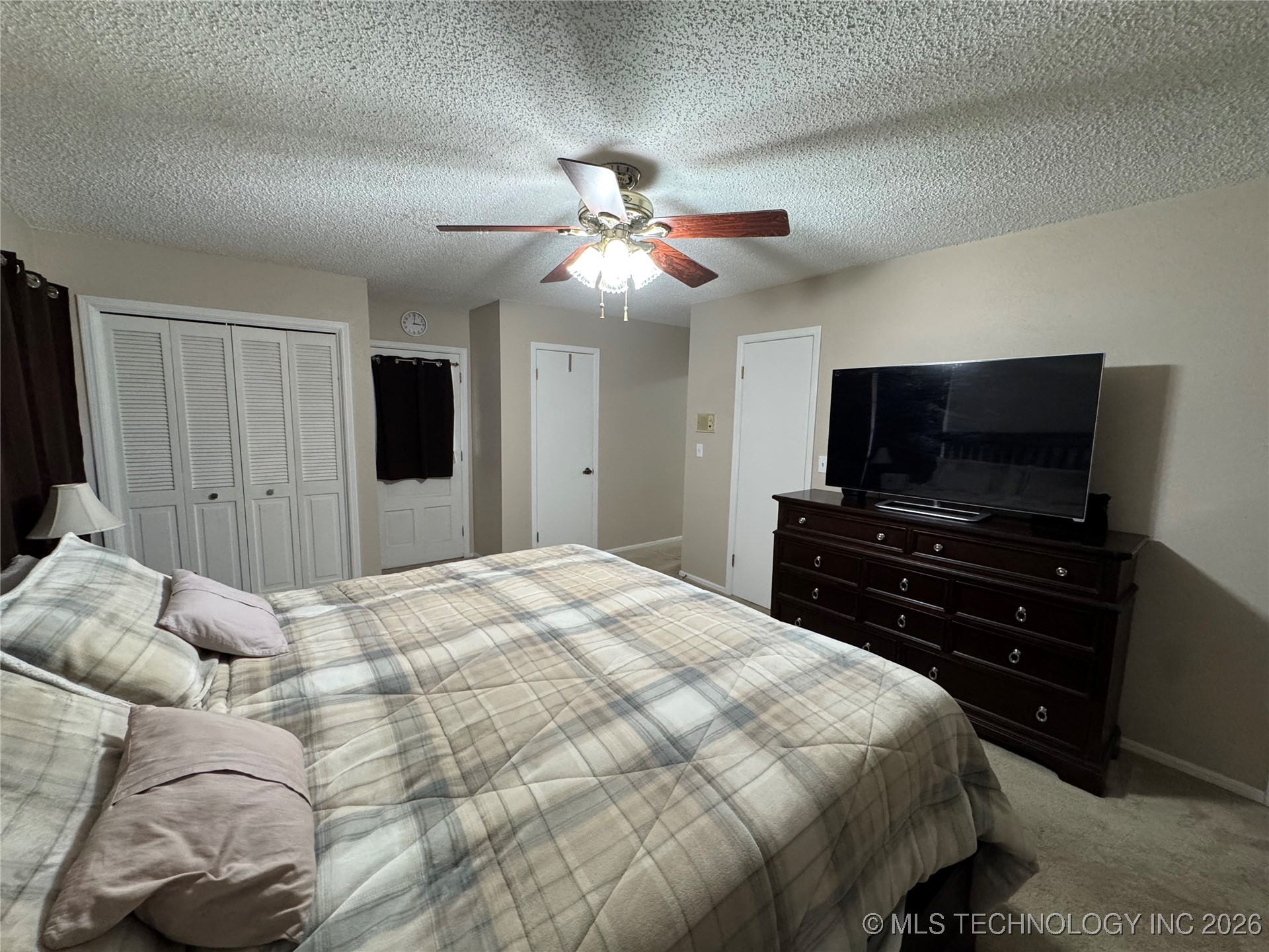 533 W Woodland Drive Property Photo 20