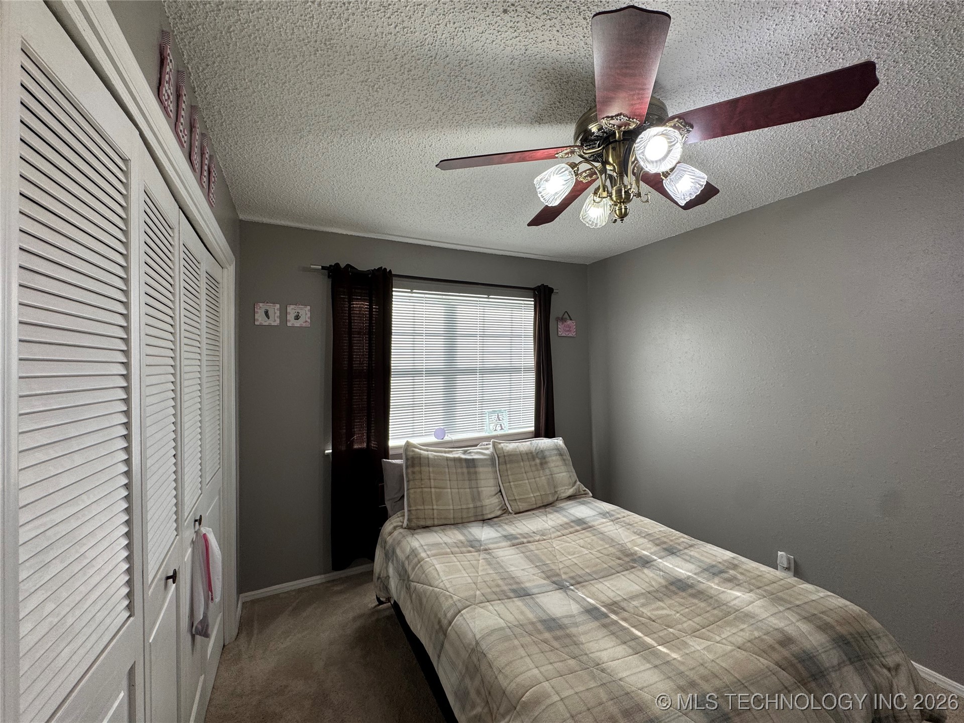 533 W Woodland Drive Property Photo 26