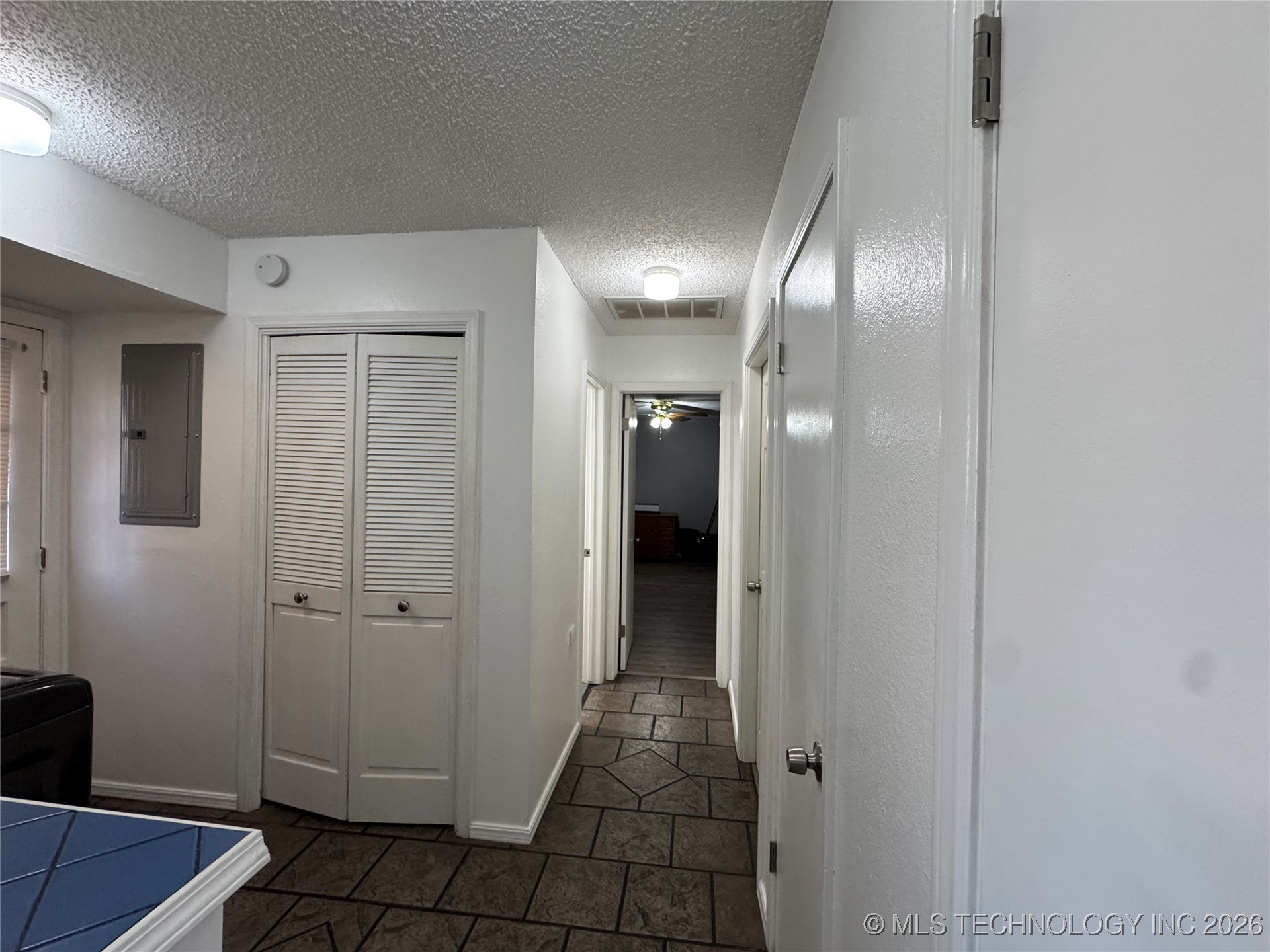 533 W Woodland Drive Property Photo 32