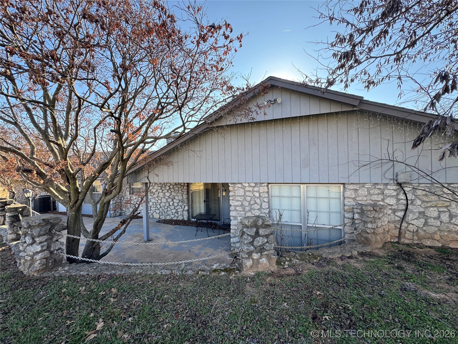 533 W Woodland Drive Property Photo 54