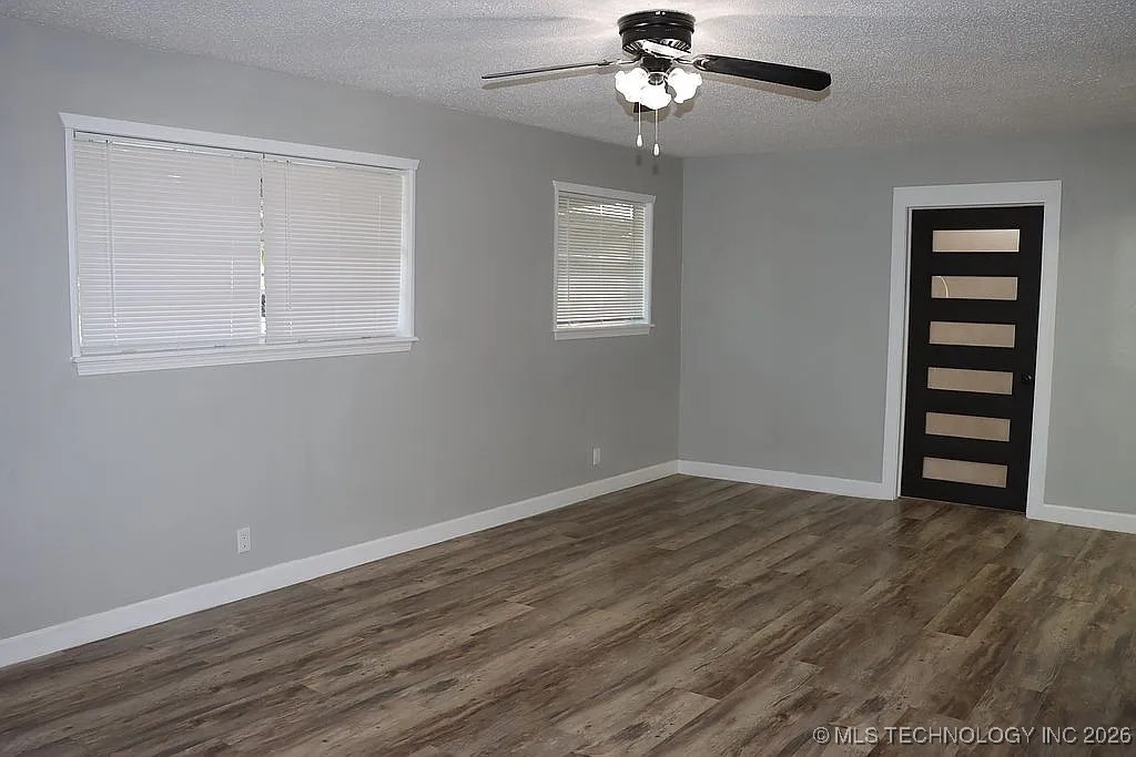 12421 E 22nd Street Property Photo 4