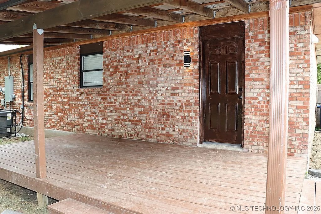 12421 E 22nd Street Property Photo 15