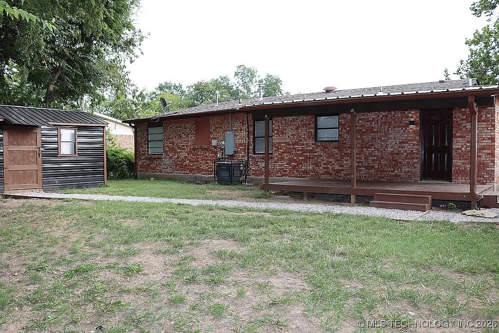 12421 E 22nd Street Property Photo 17