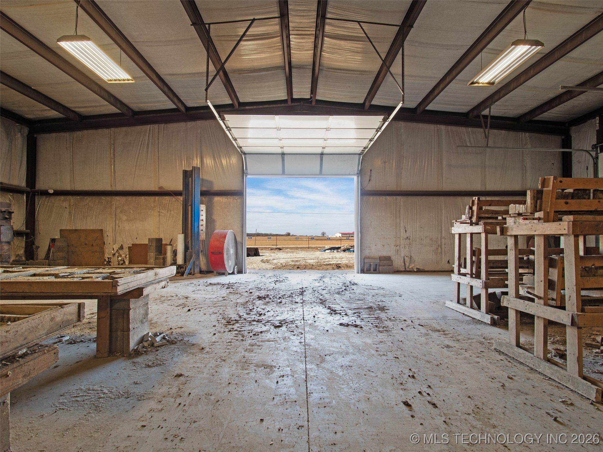 57015 E Highway 59 Property Photo 14