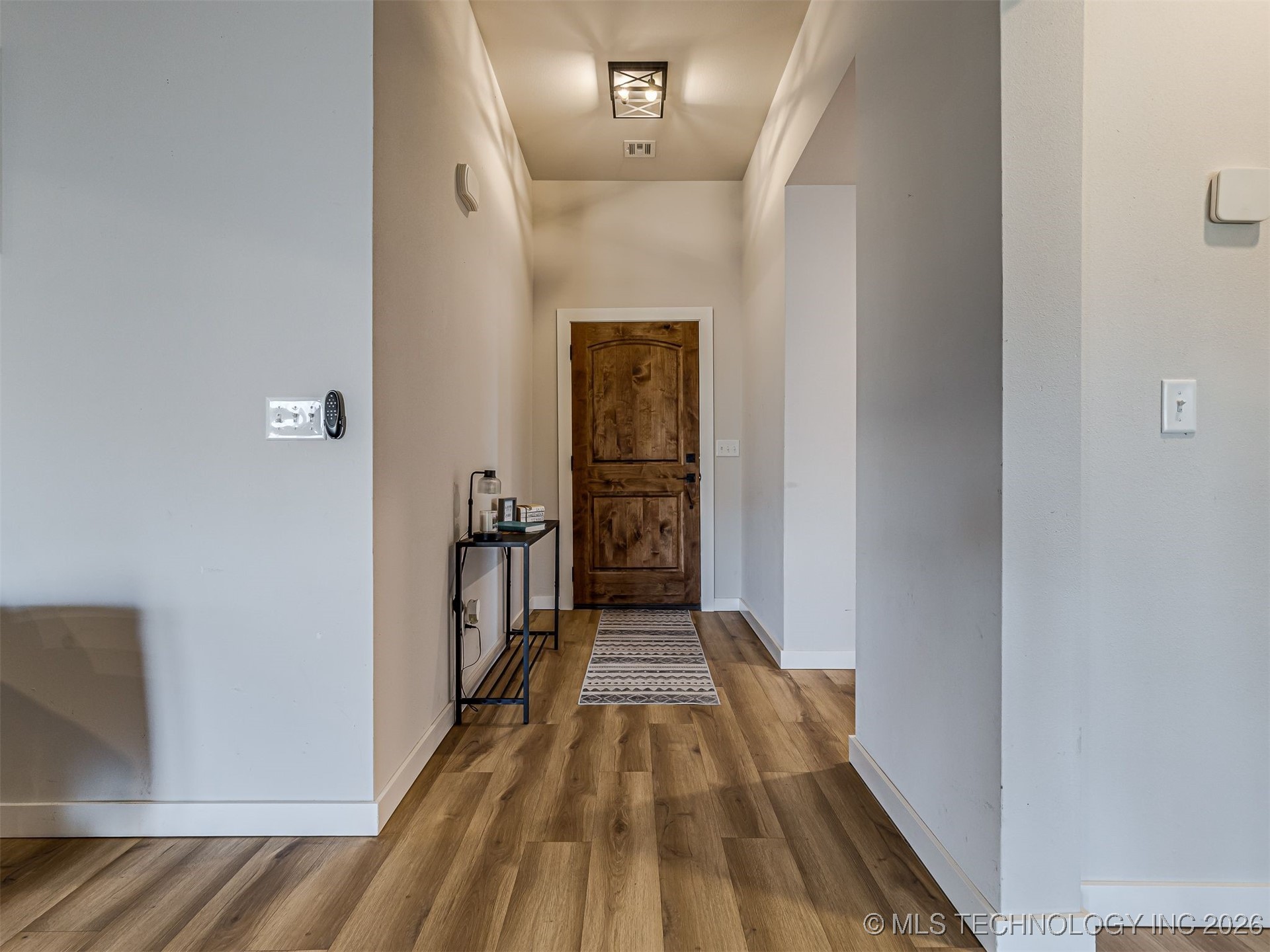 1971 E 154th Street N Property Photo 9