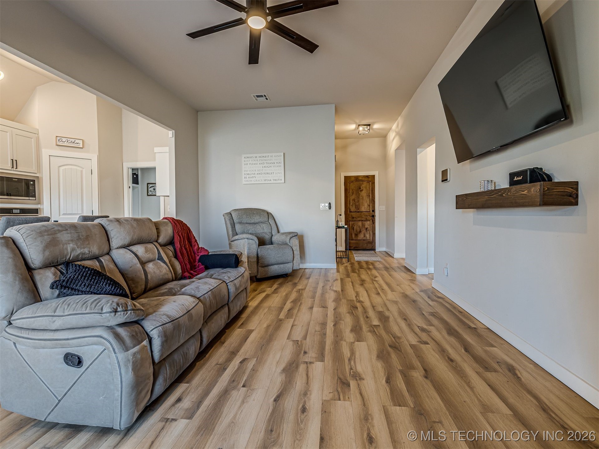 1971 E 154th Street N Property Photo 12