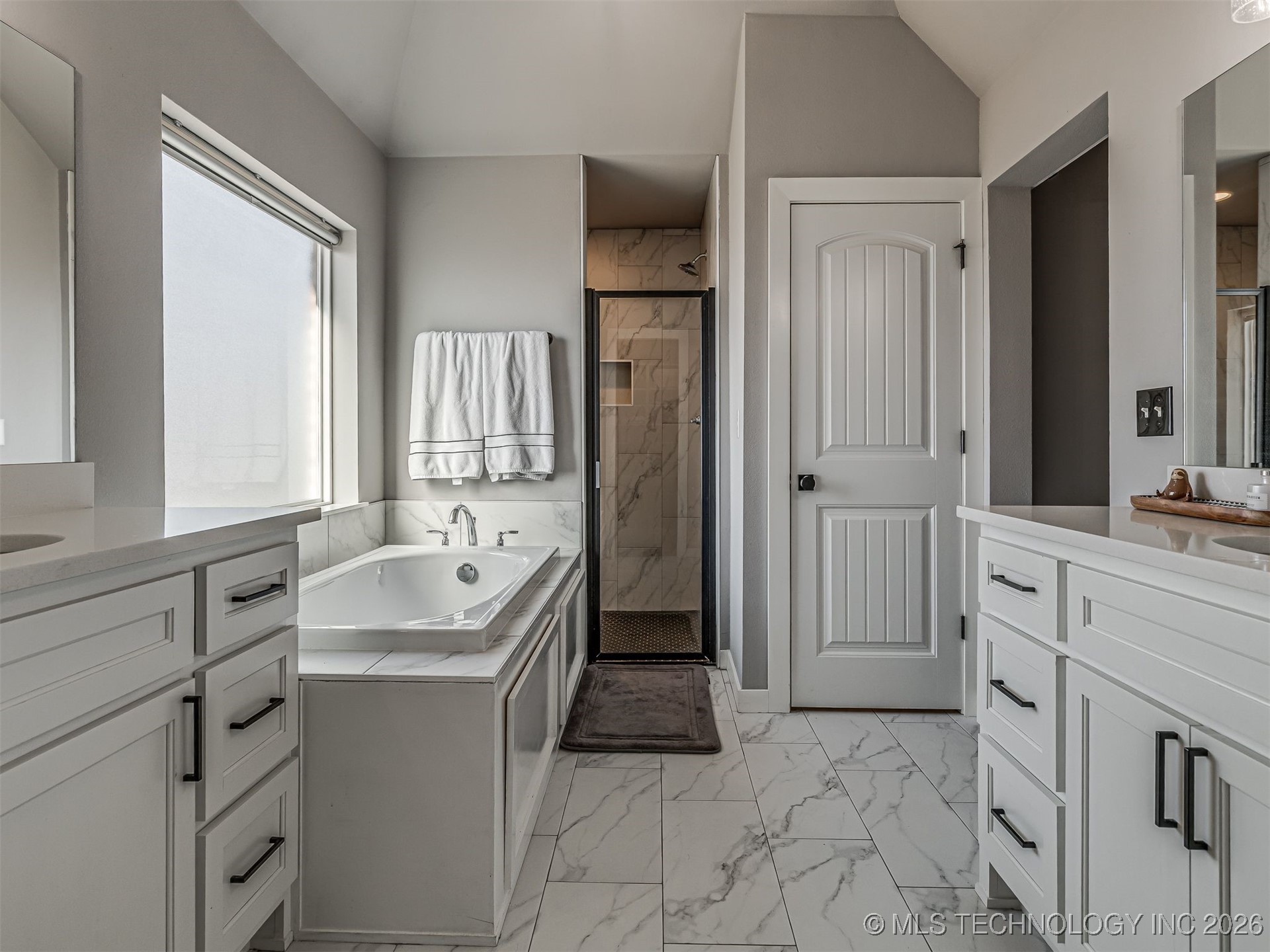 1971 E 154th Street N Property Photo 33