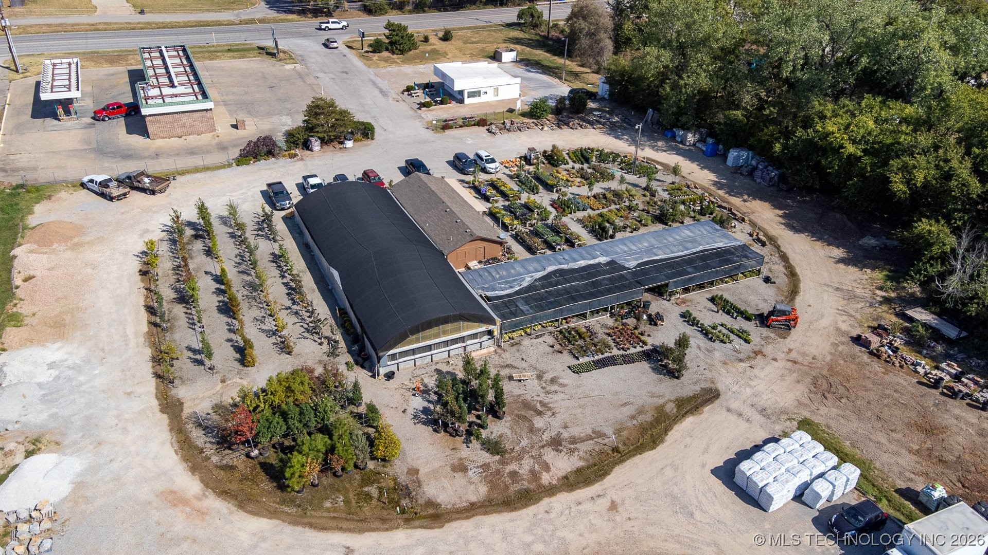 4605 Nowata Road Property Photo 11