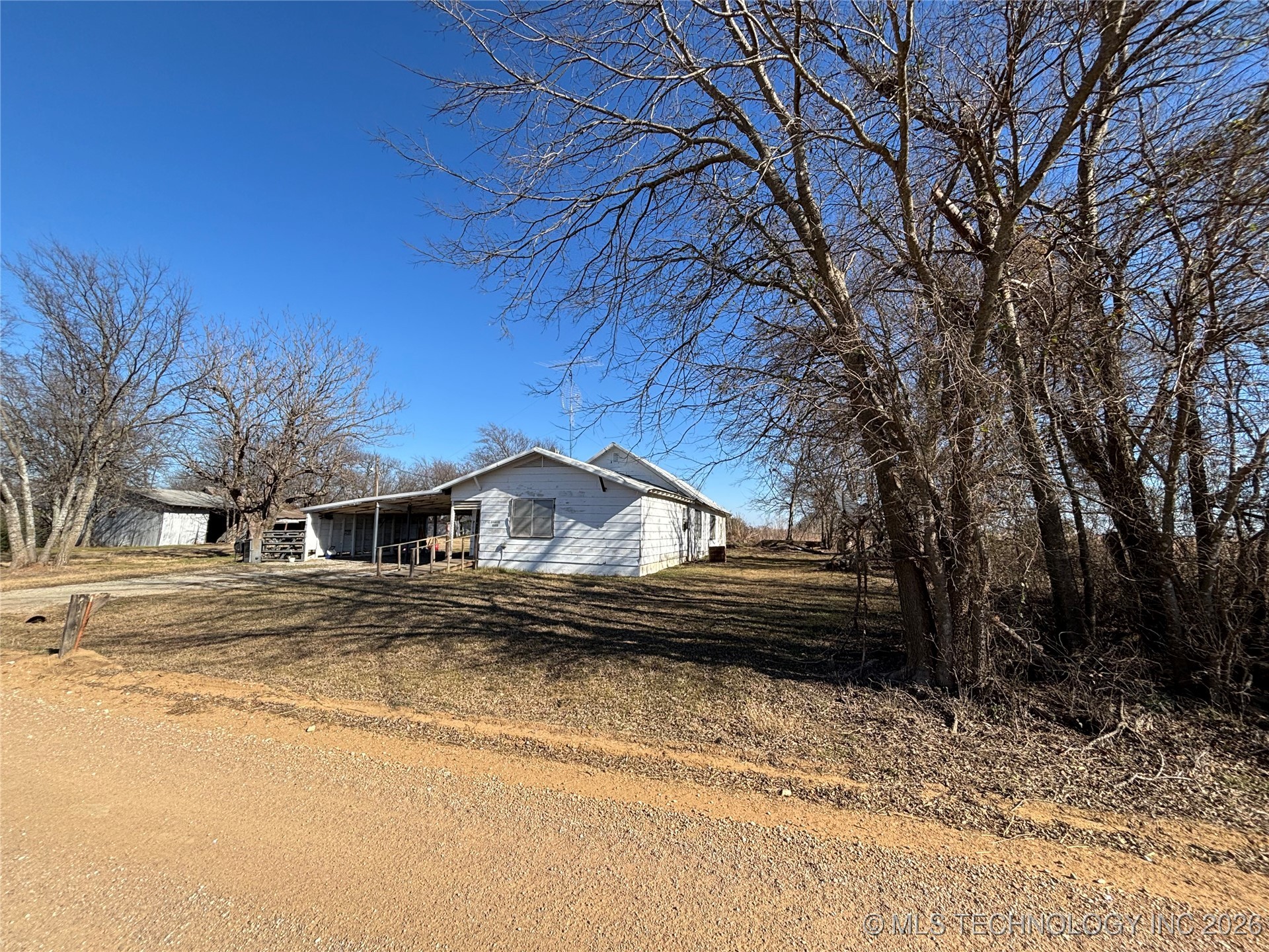 1398 Sexton Property Photo 6