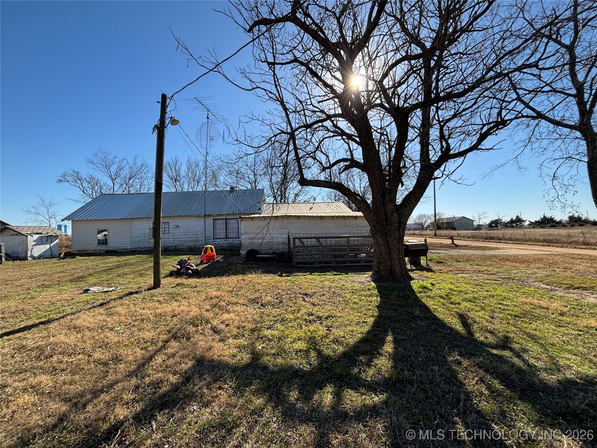 1398 Sexton Property Photo 17