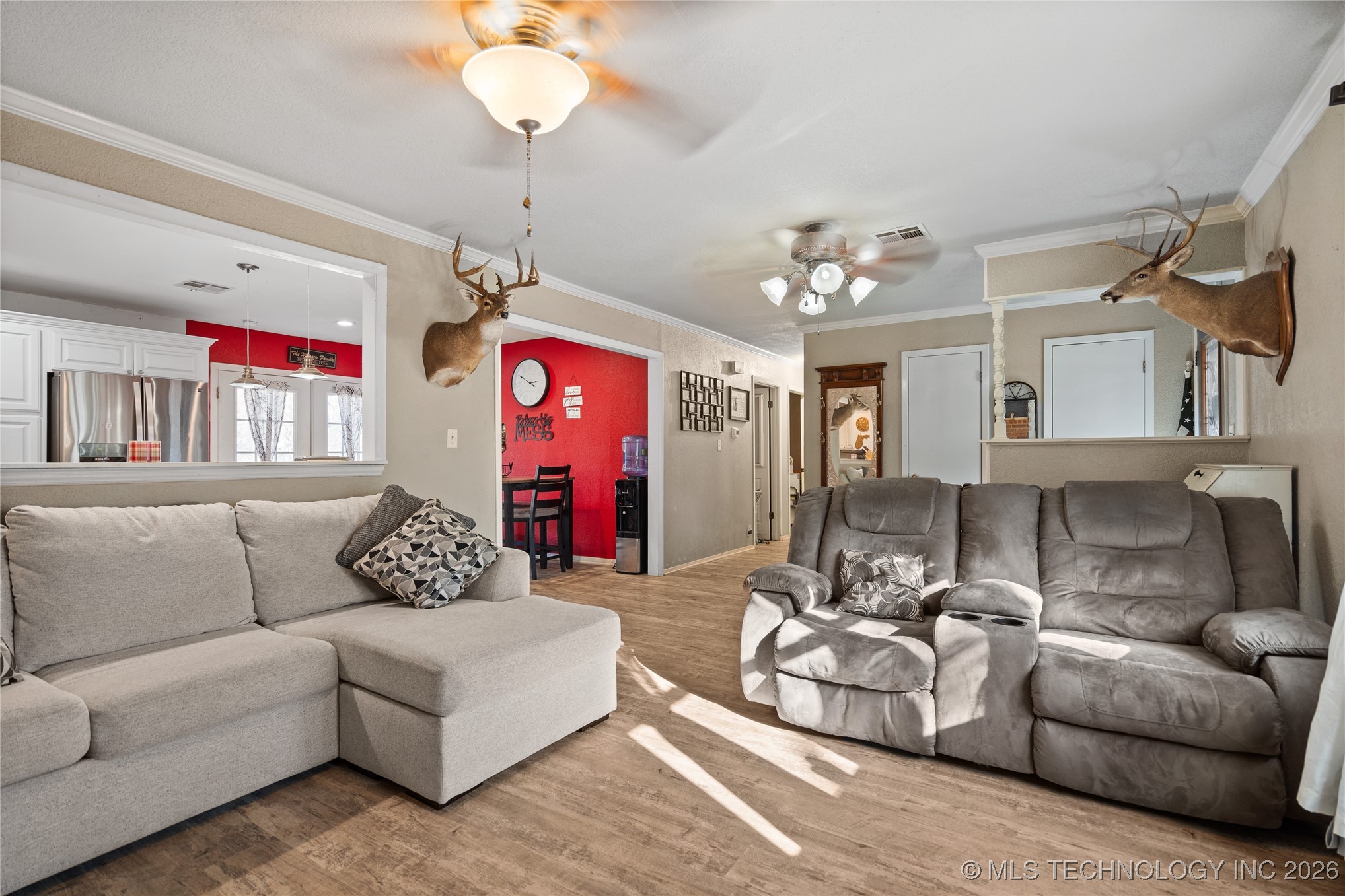 170 Serpentine St Property Photo 3