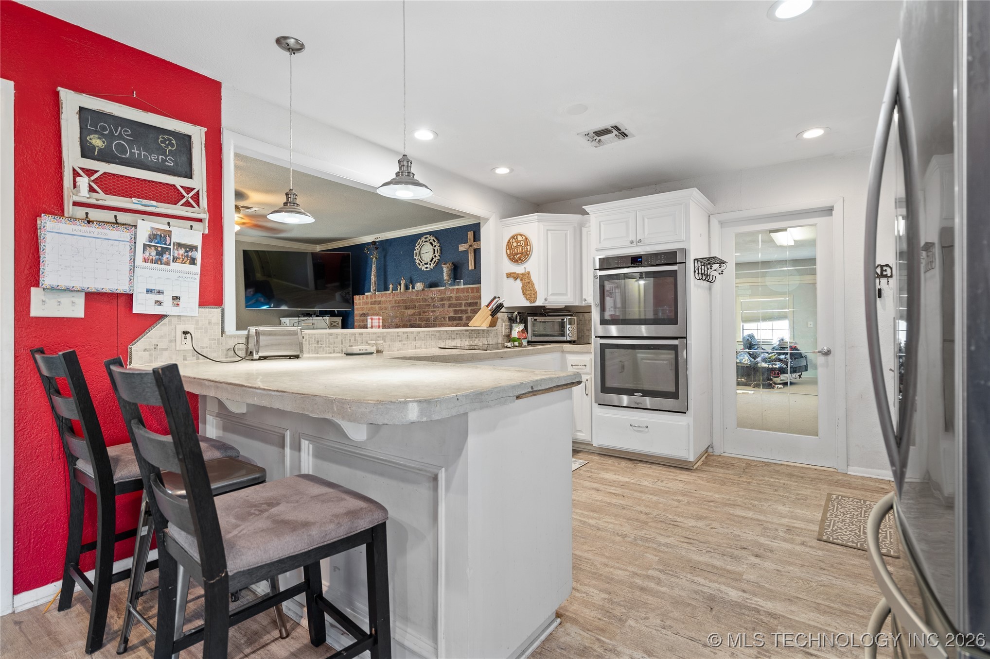 170 Serpentine St Property Photo 10