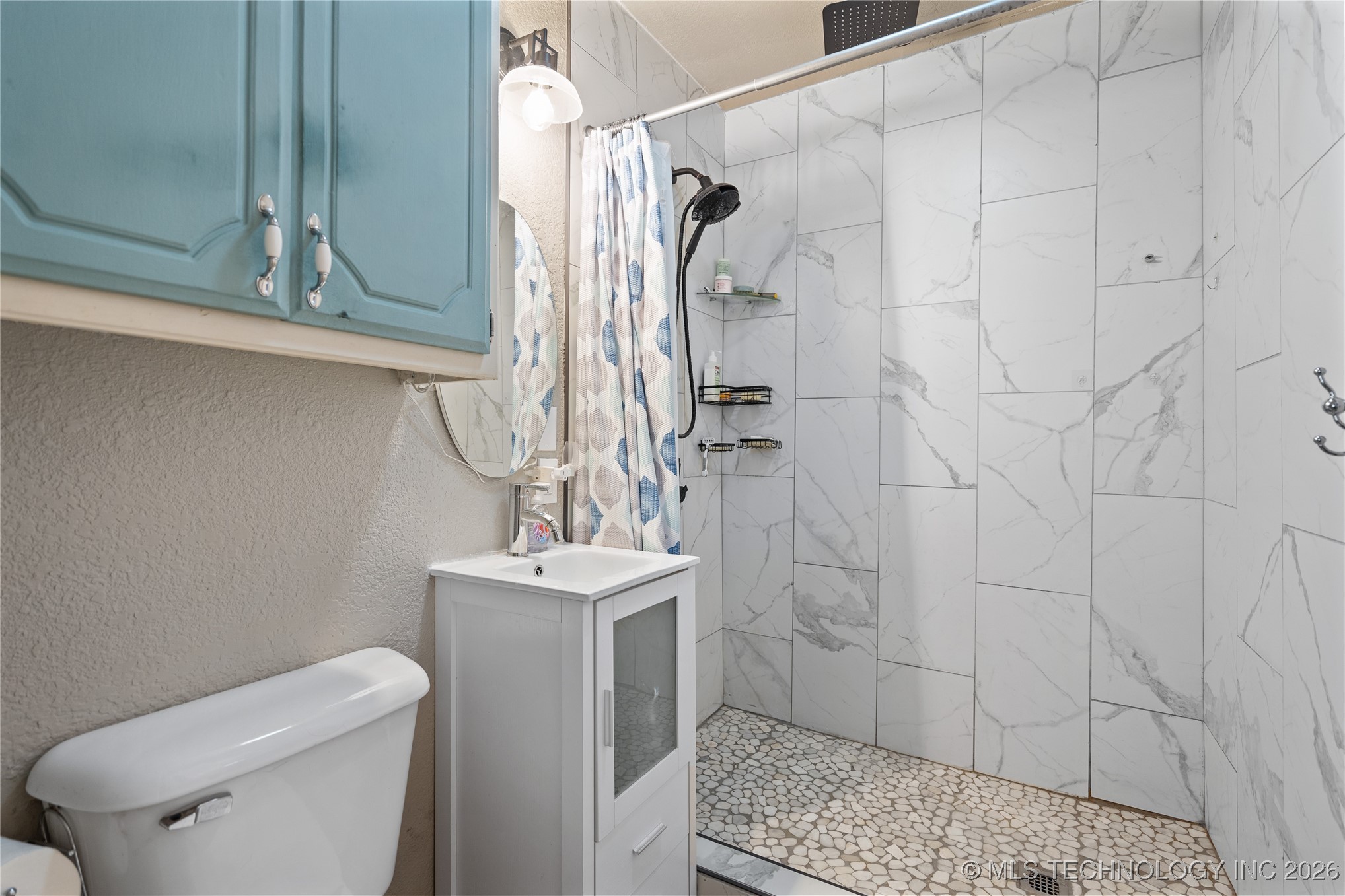 170 Serpentine St Property Photo 17