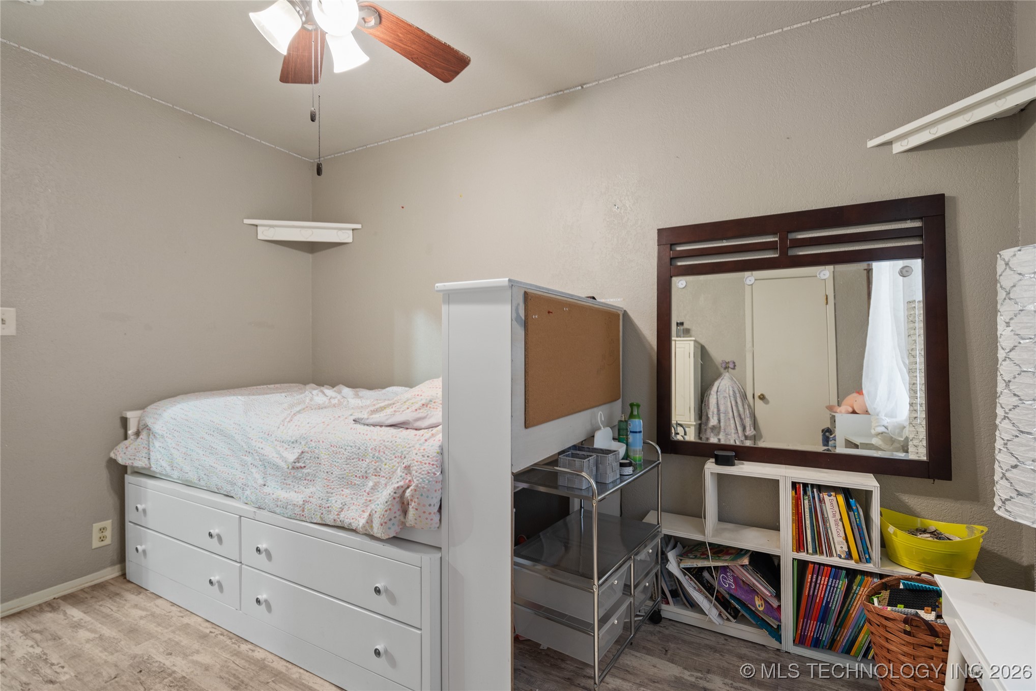 170 Serpentine St Property Photo 20