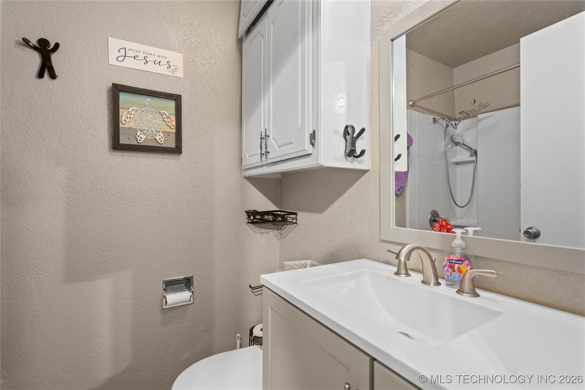 170 Serpentine St Property Photo 21