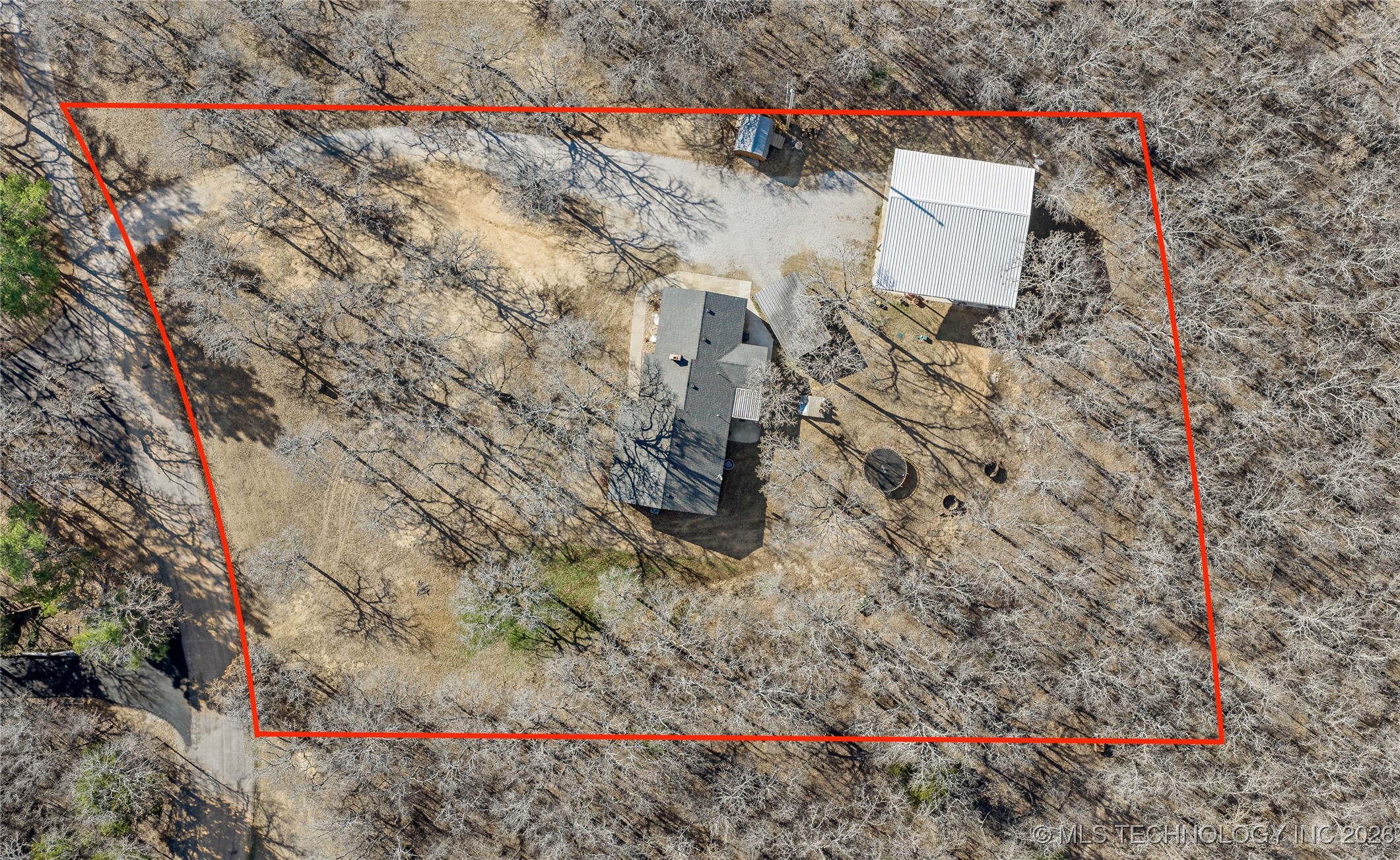 170 Serpentine St Property Photo 32