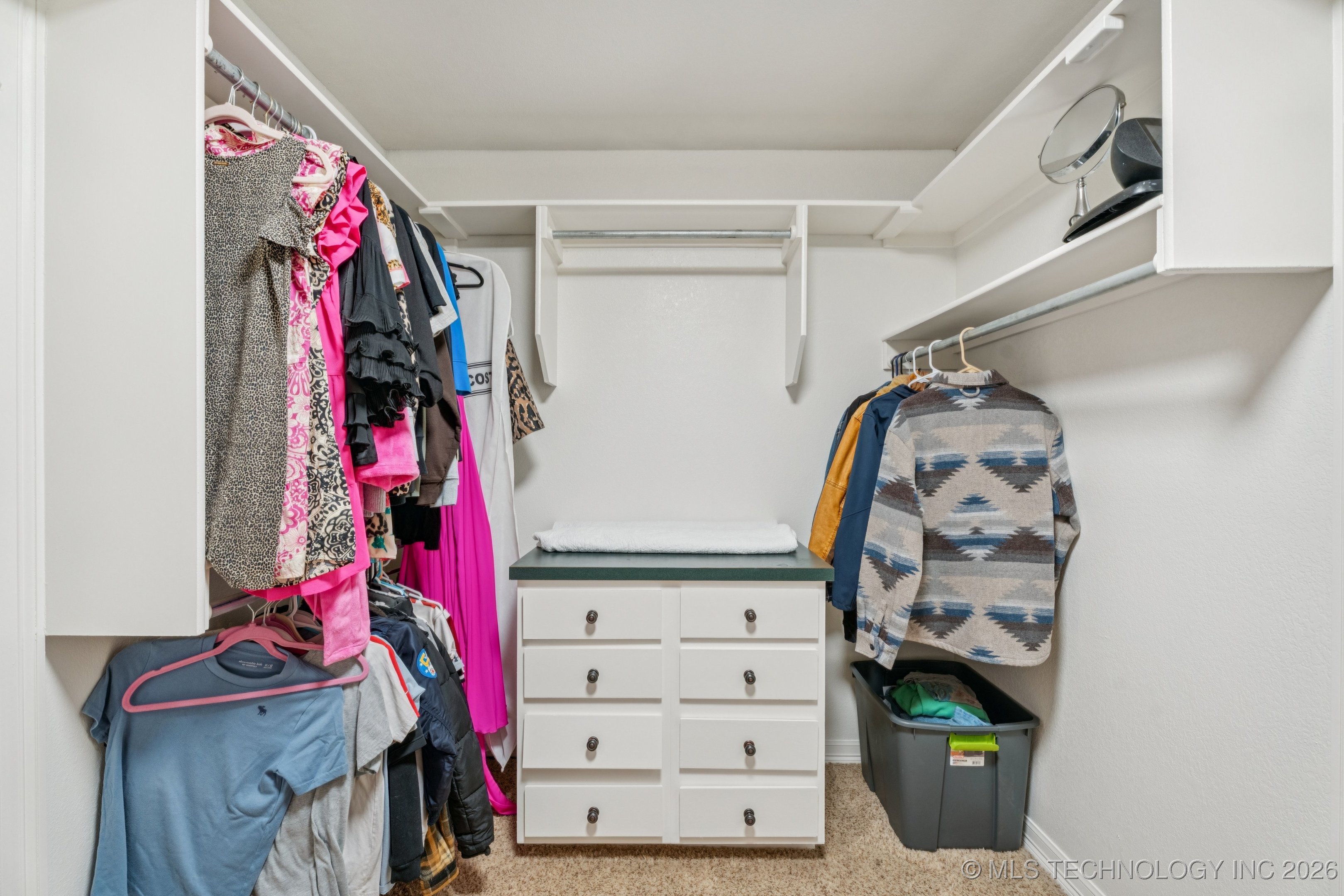 8702 N 140th Terrace Property Photo 20