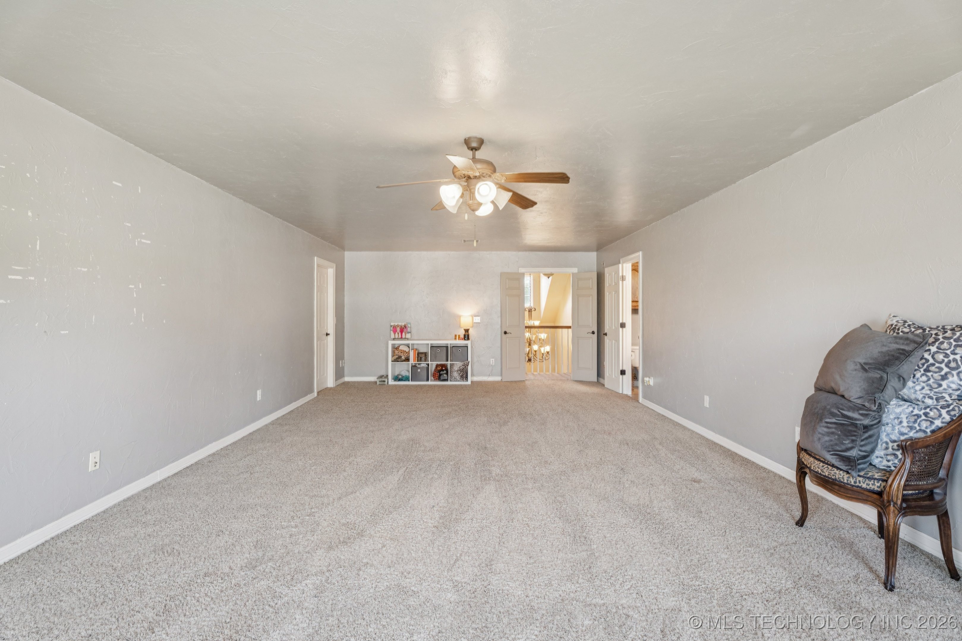 8702 N 140th Terrace Property Photo 29