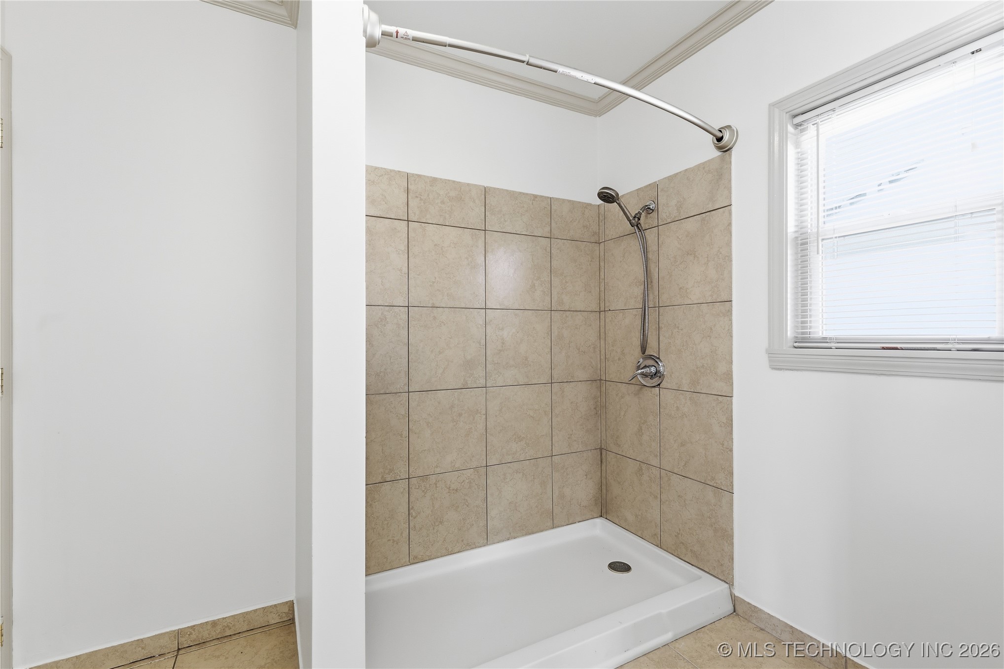 3527 S Jamestown Avenue Property Photo 12