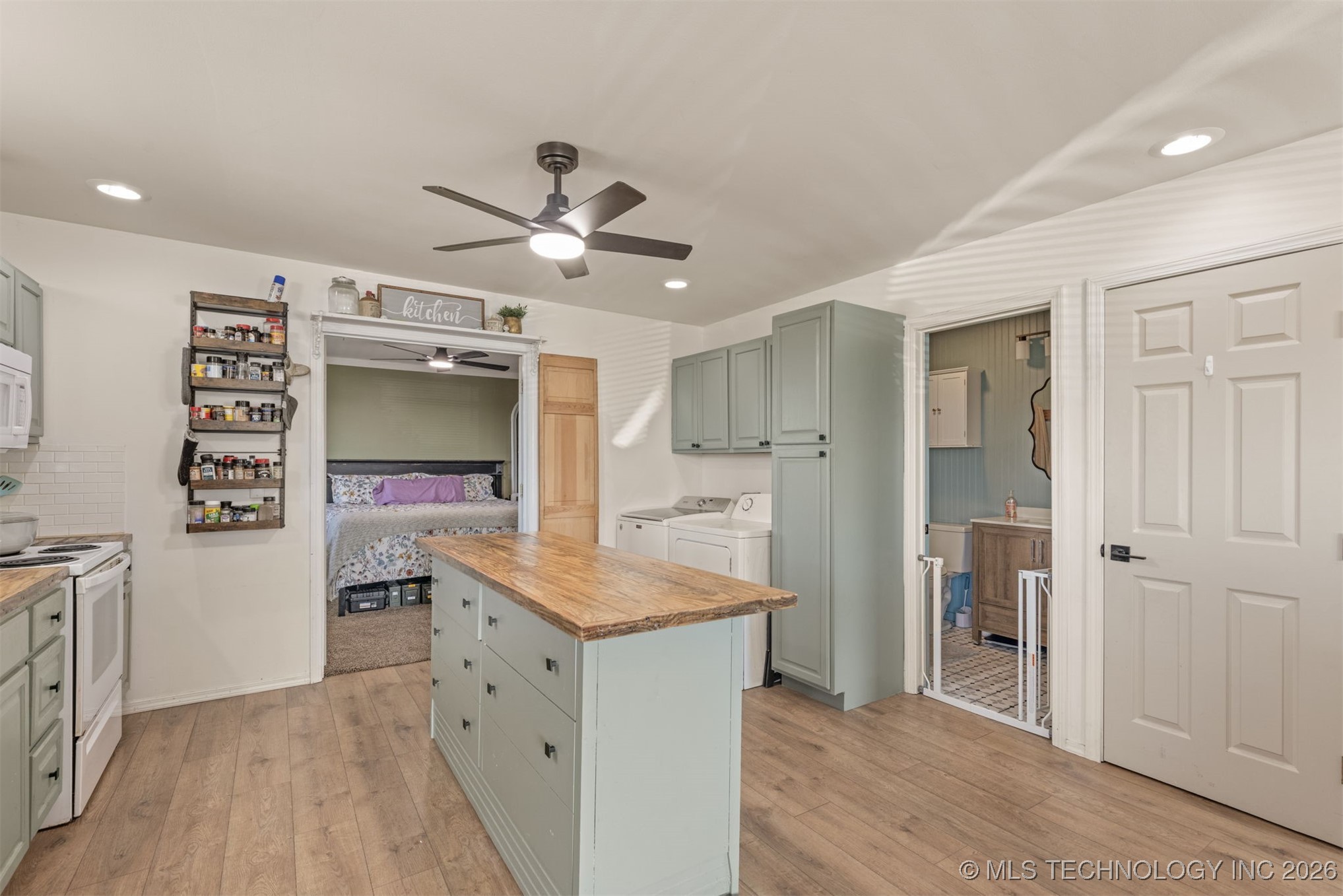 36895 W 91st Street S Property Photo 17