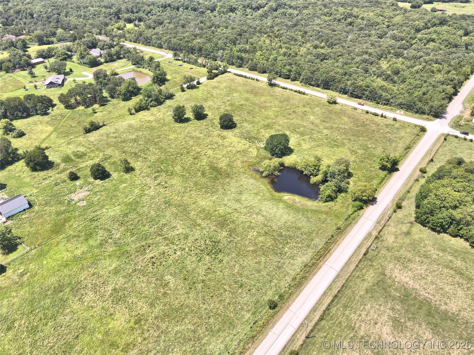 16158 Hectorville Road Property Photo 10