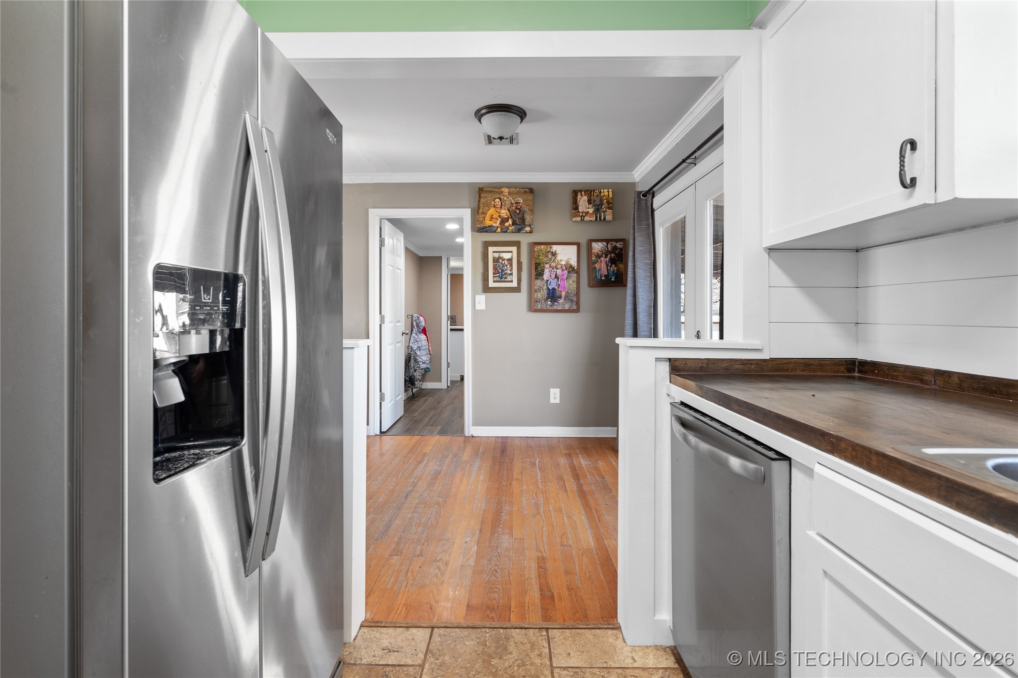 260 Stanolind Property Photo 9