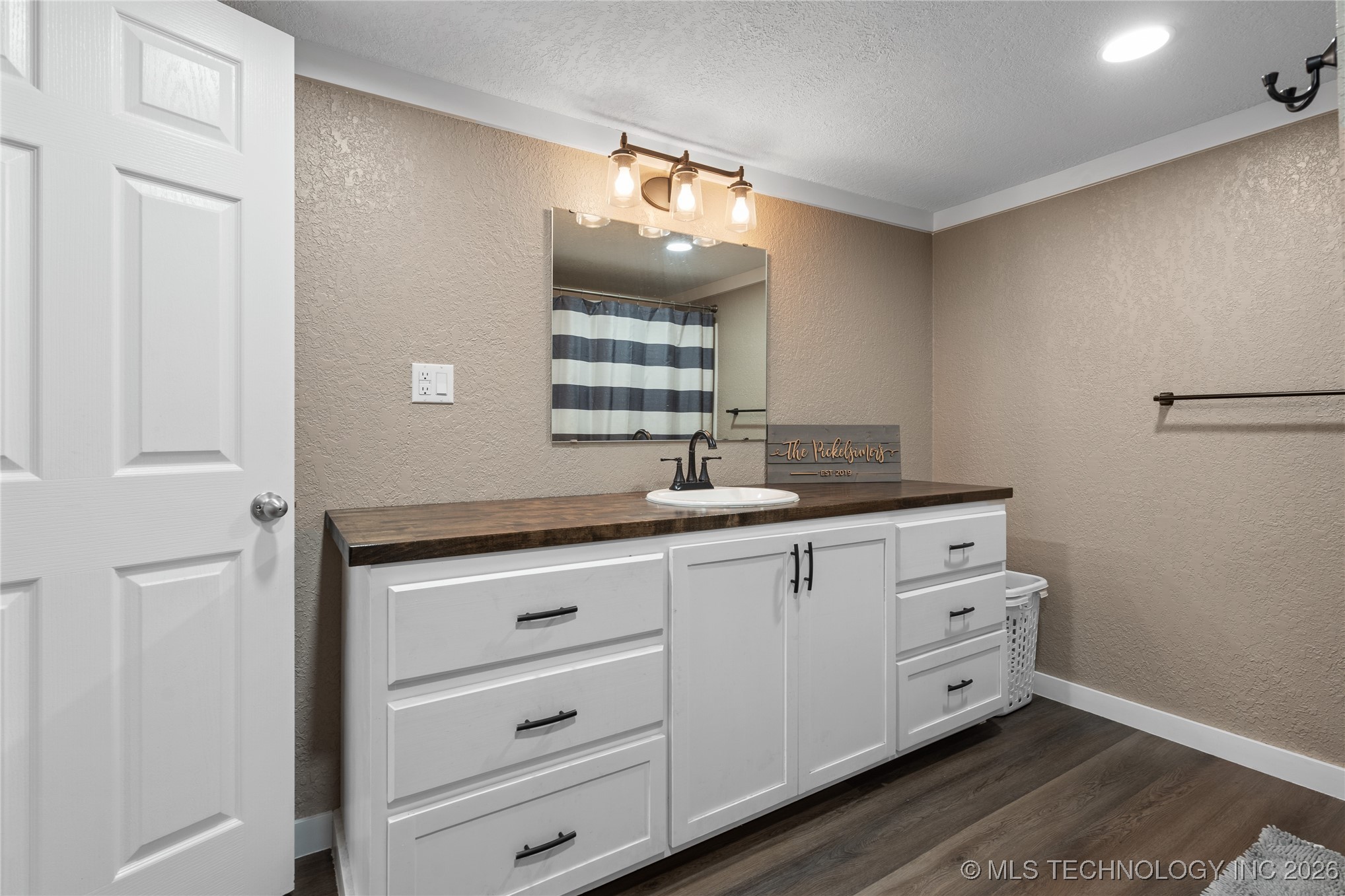 260 Stanolind Property Photo 14