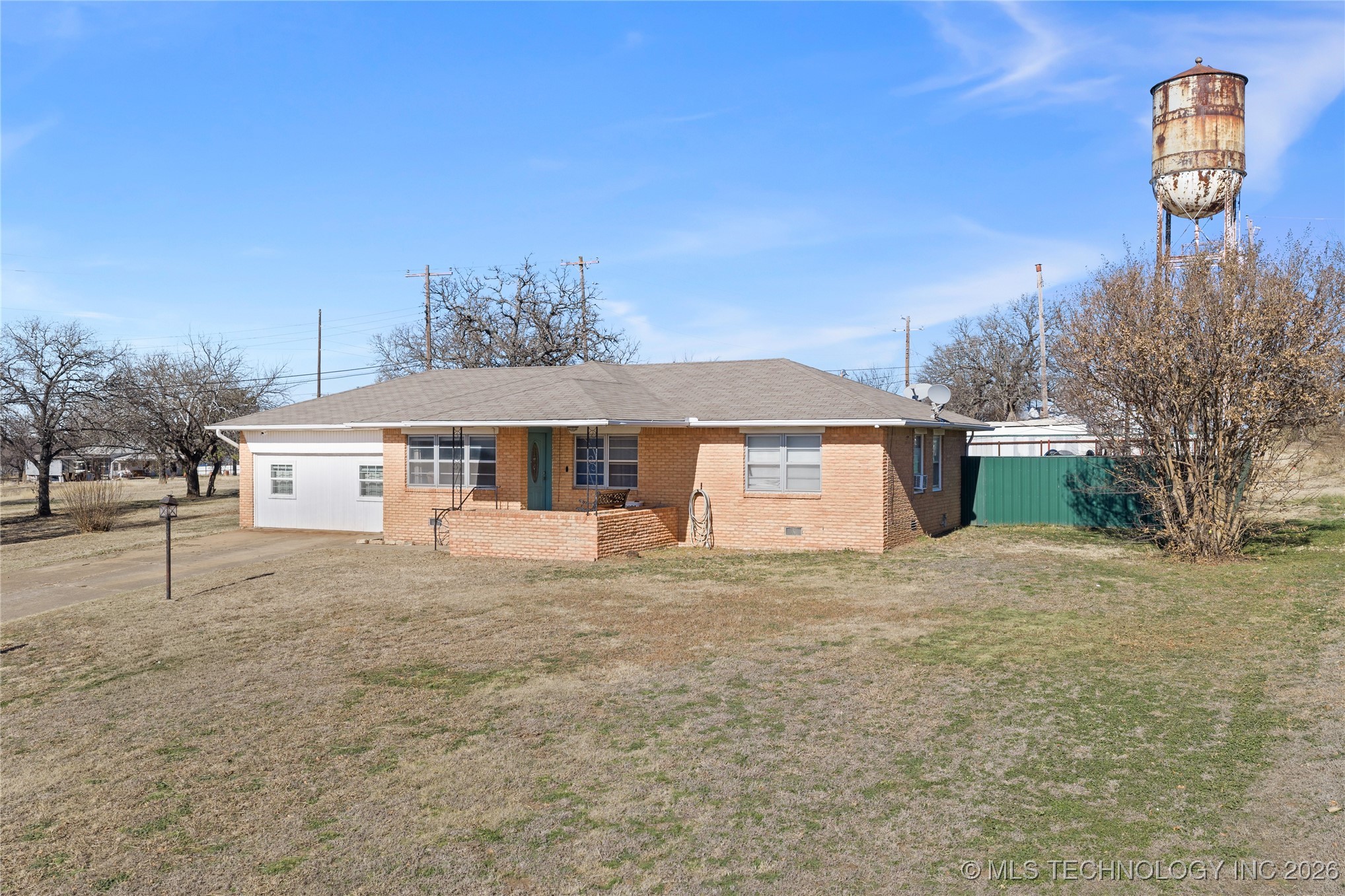 260 Stanolind Property Photo 24