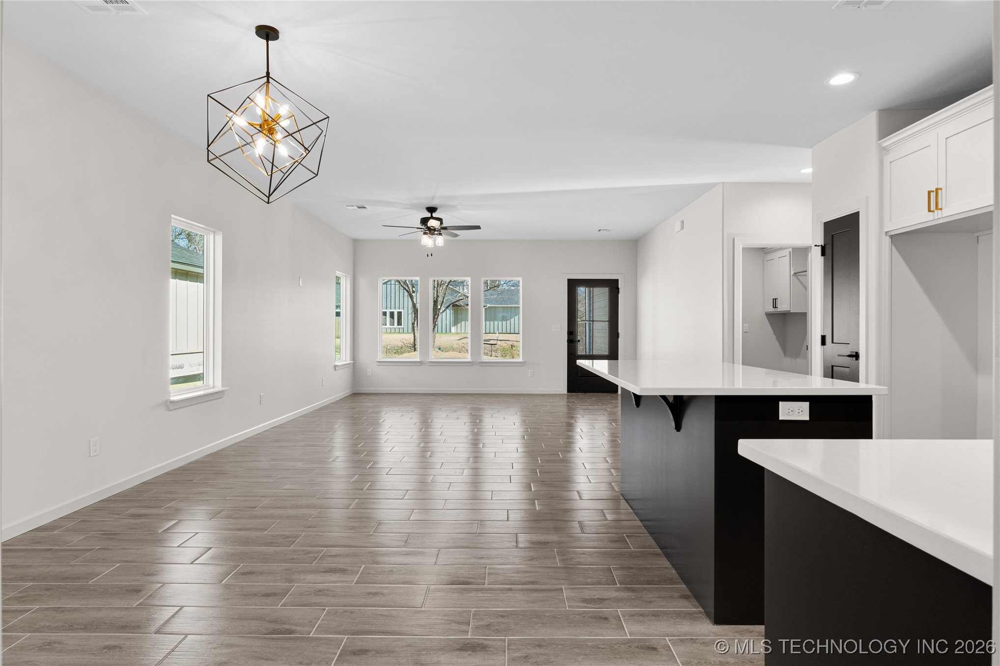 524 S Division Street Property Photo 20