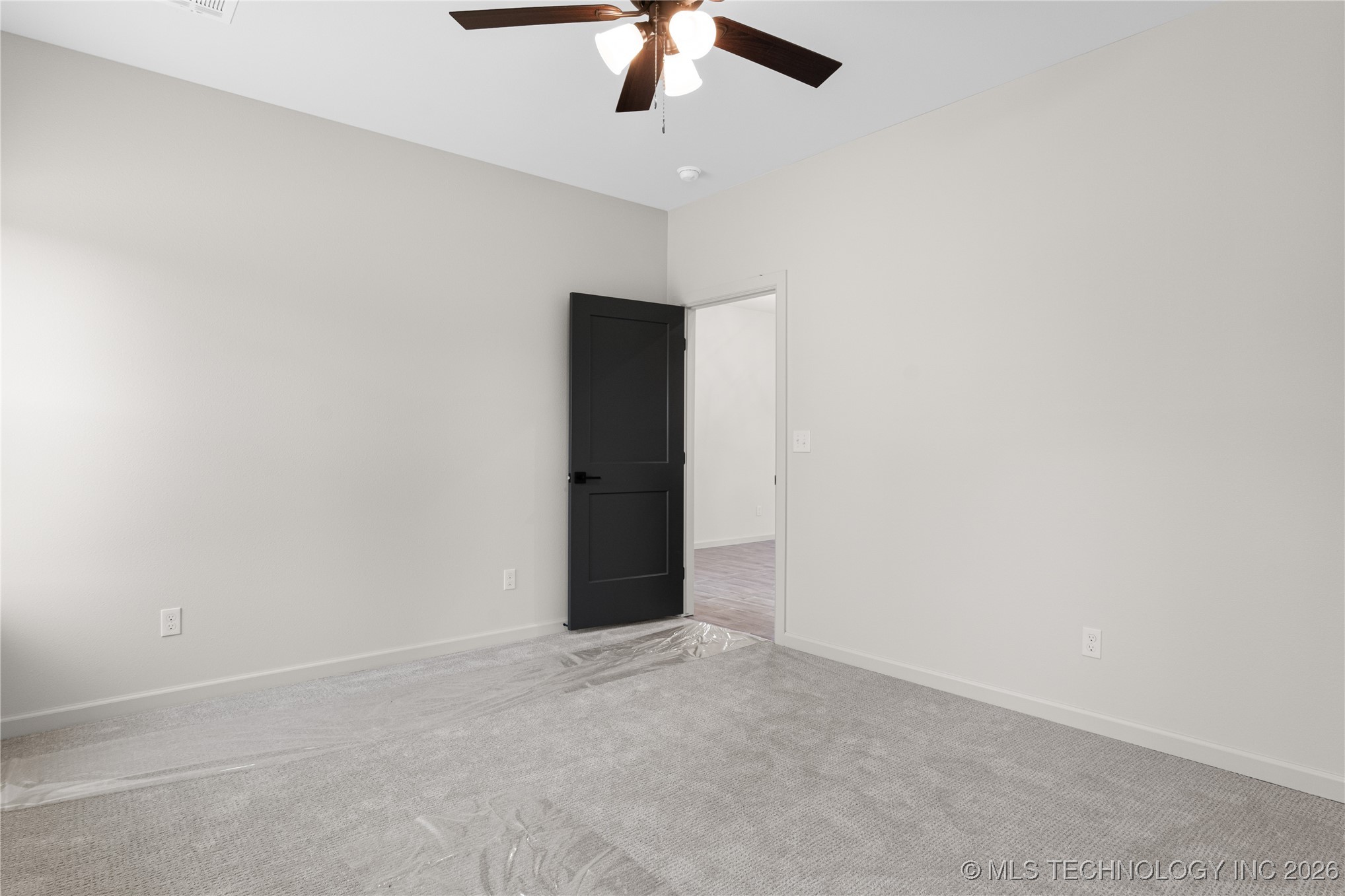 524 S Division Street Property Photo 24