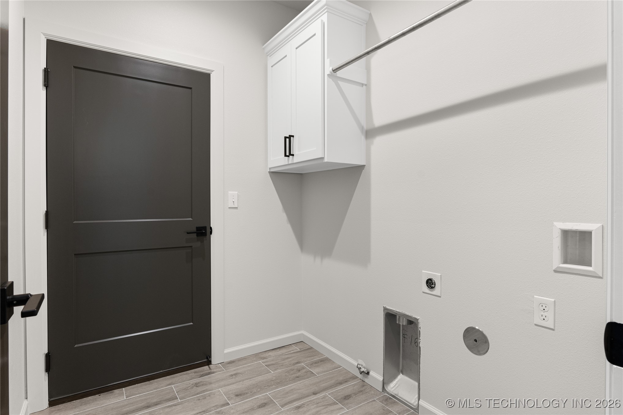 524 S Division Street Property Photo 38