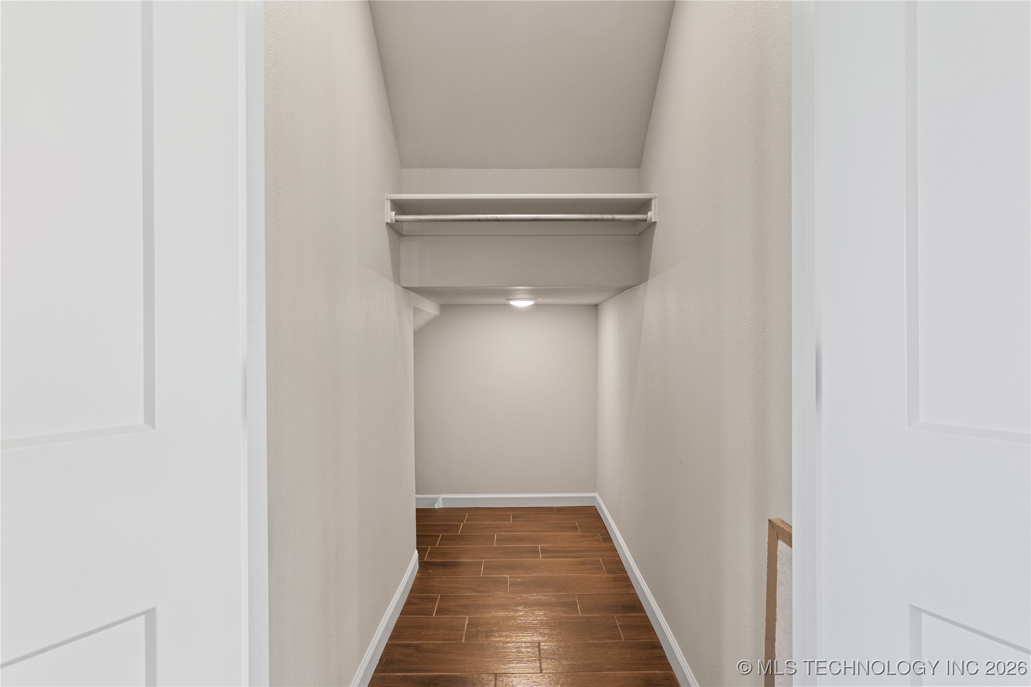 604 S Division Street Property Photo 30