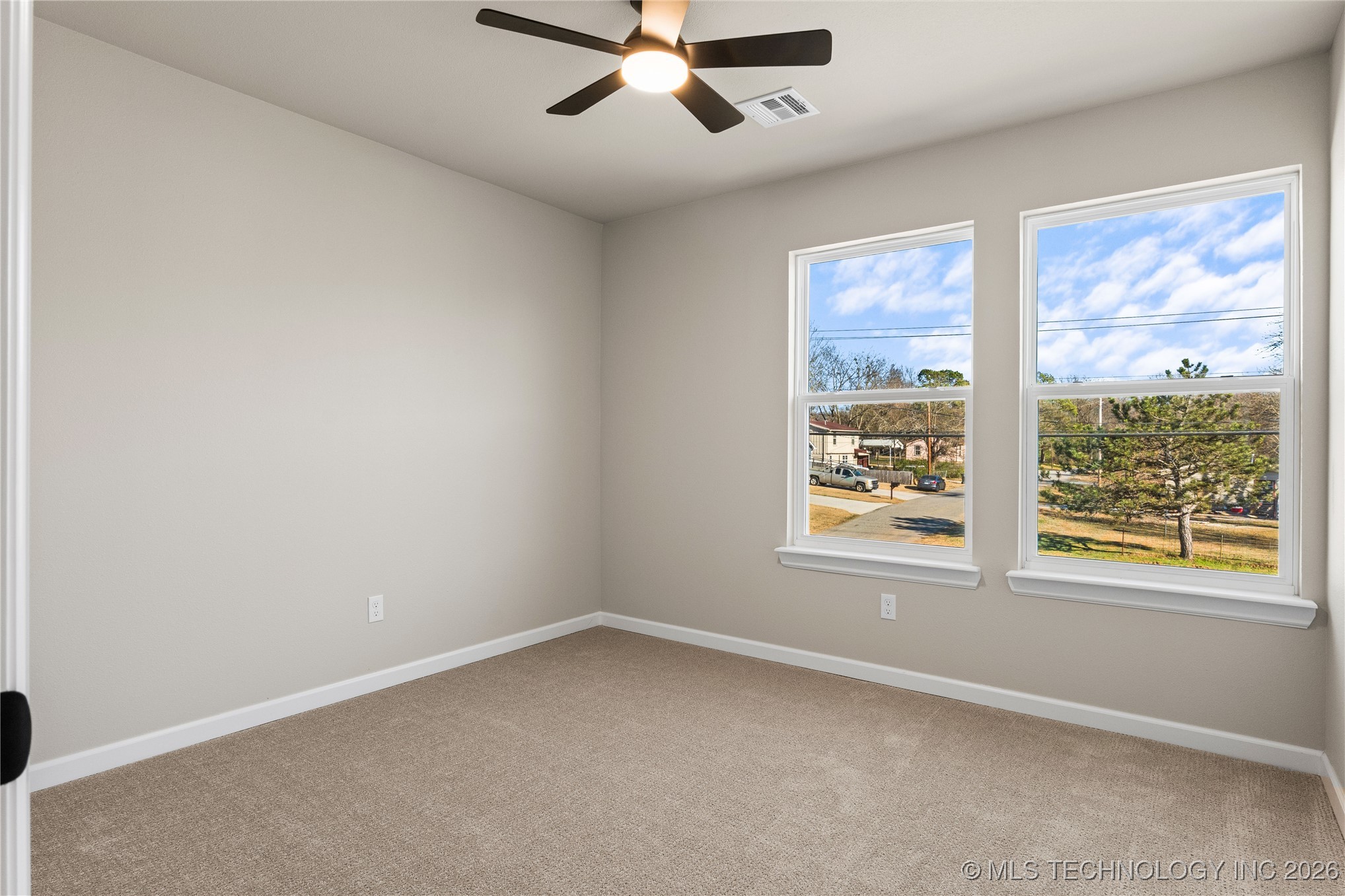 604 S Division Street Property Photo 31