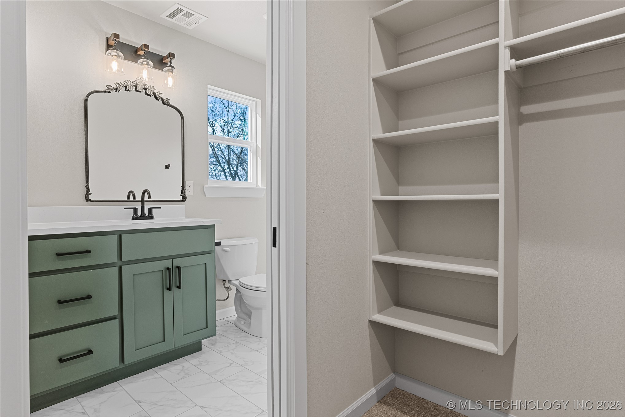 604 S Division Street Property Photo 38