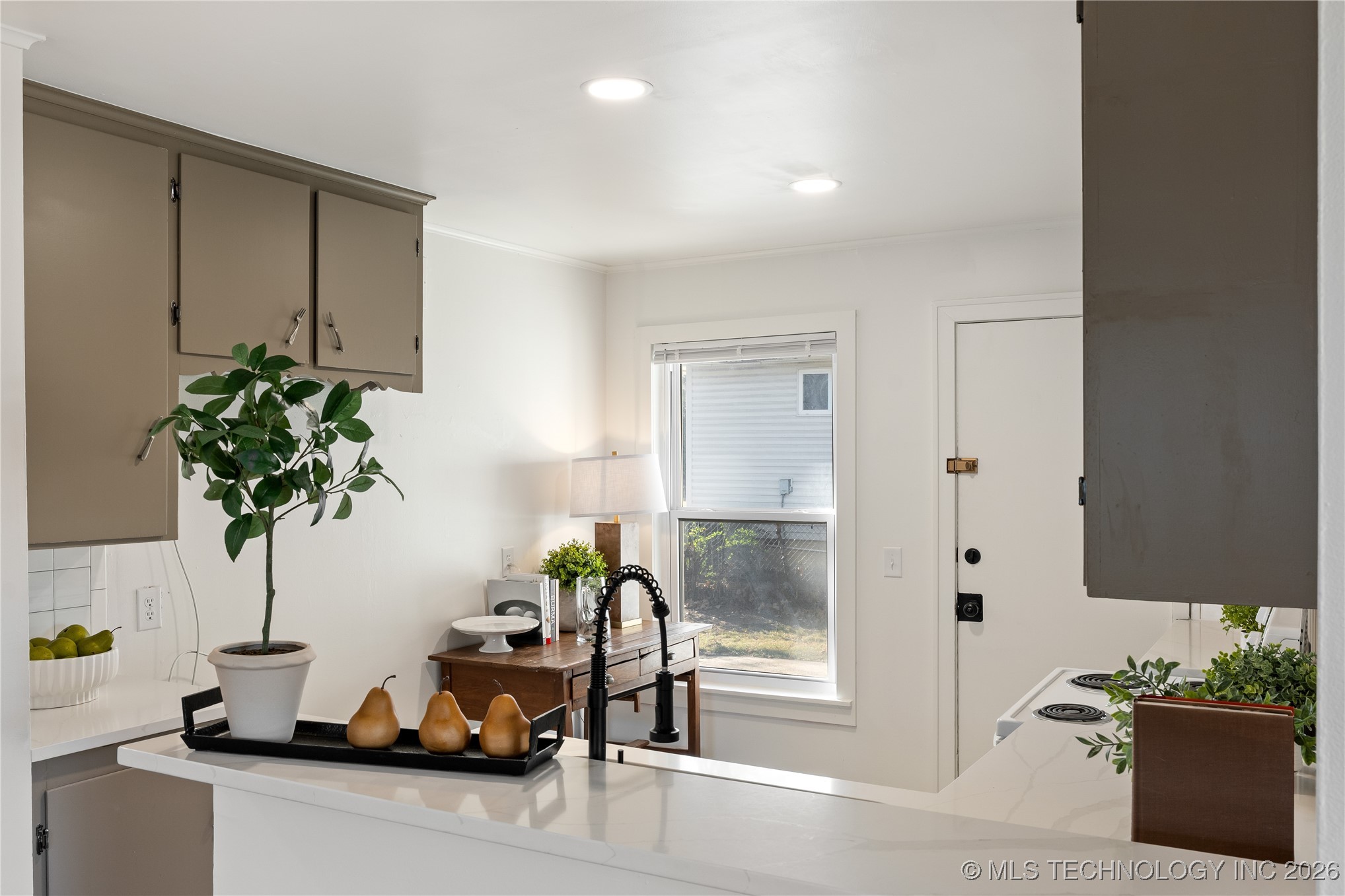 5766 E 25th Place Property Photo 24