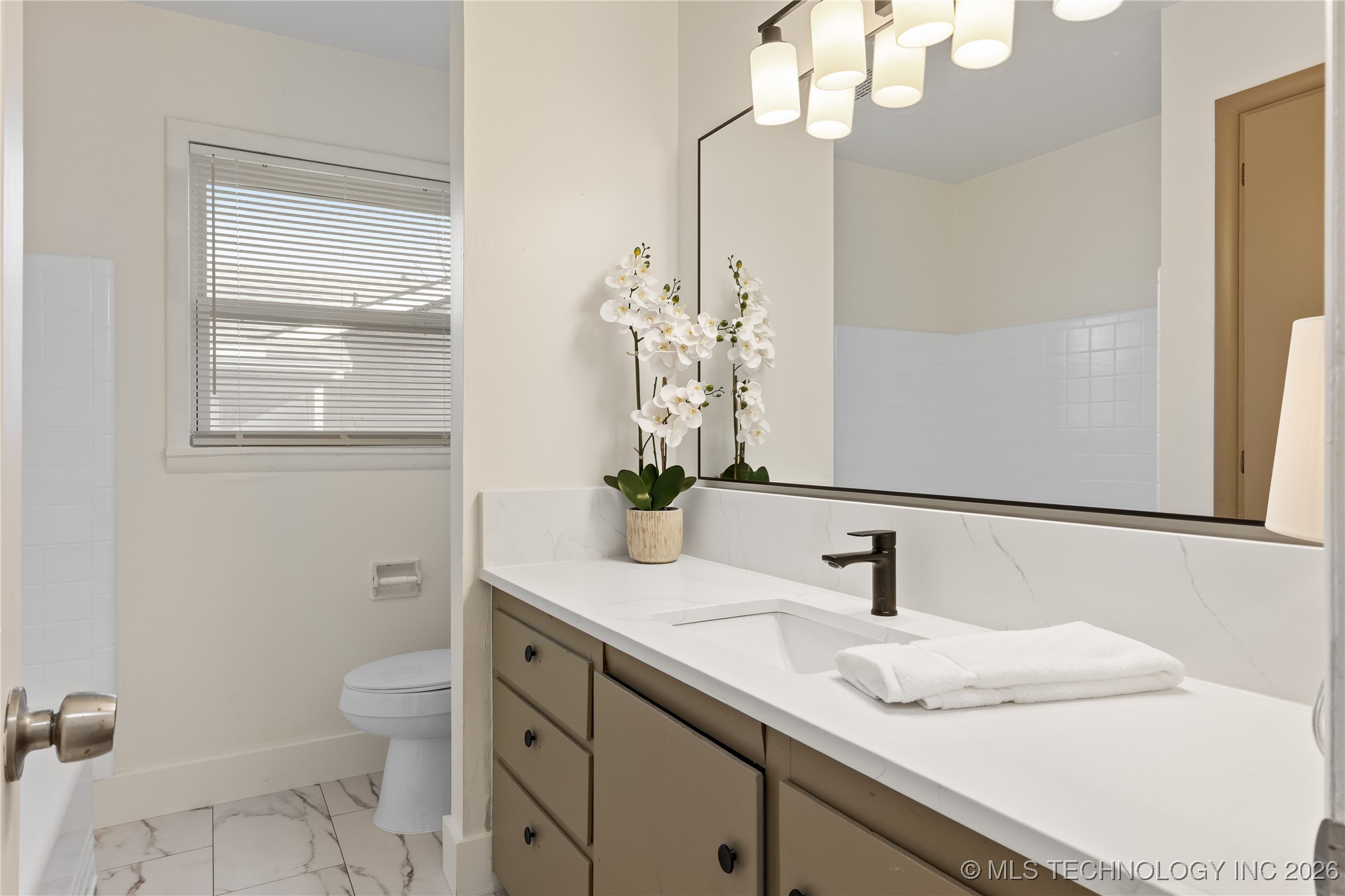 5766 E 25th Place Property Photo 32