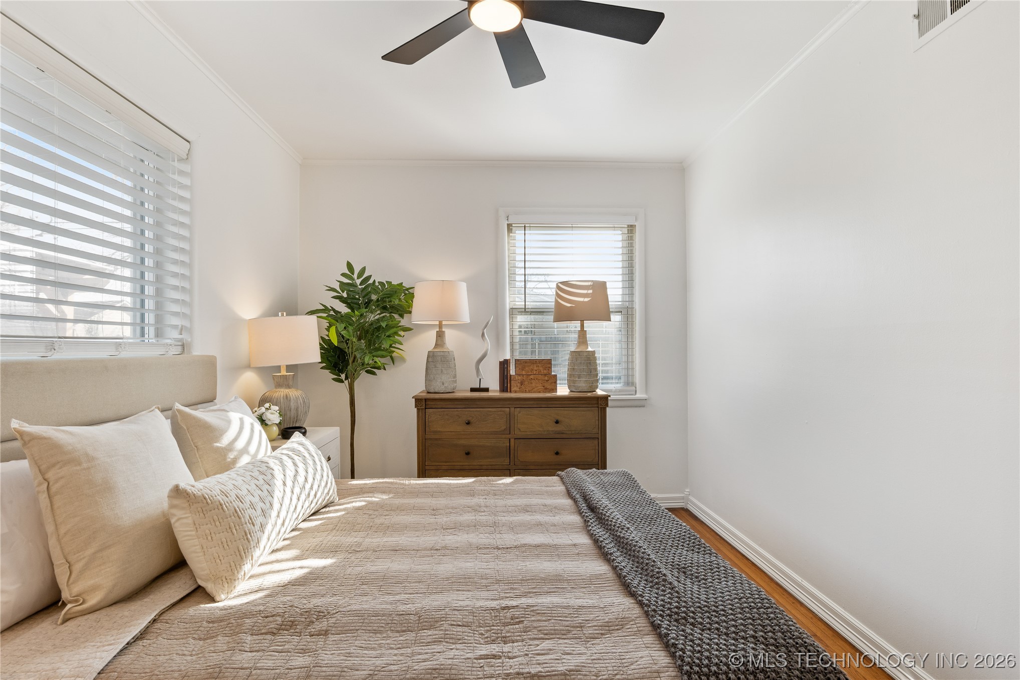 5766 E 25th Place Property Photo 38