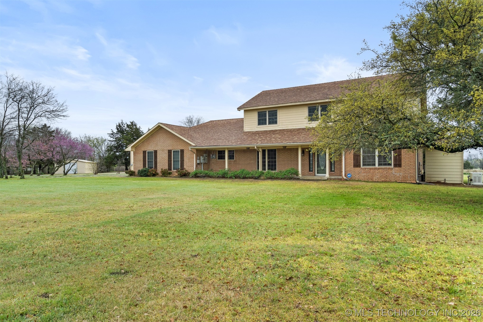 575 Majestic Hills Property Photo 1