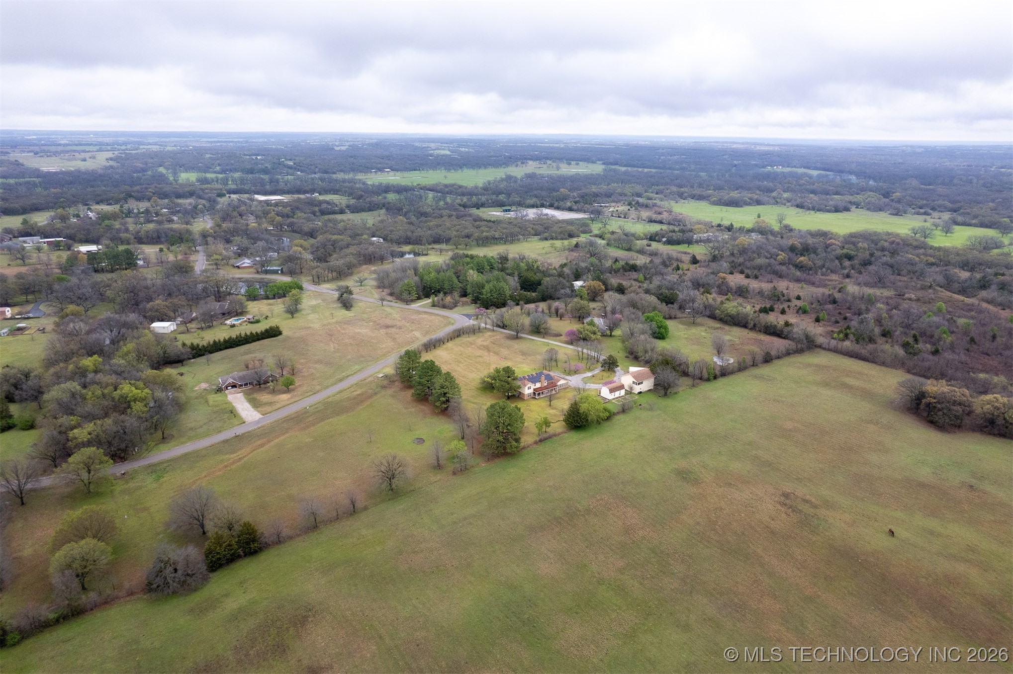 575 Majestic Hills Property Photo 10