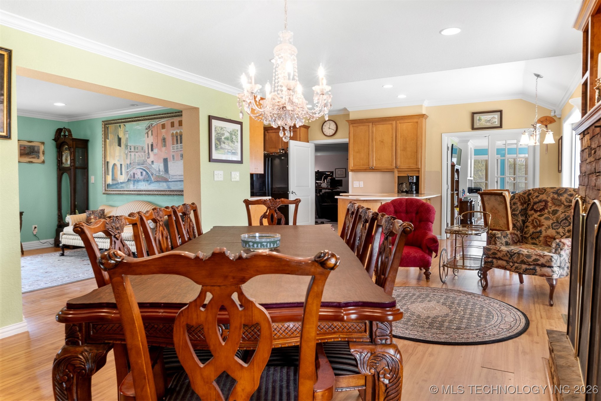 575 Majestic Hills Property Photo 23