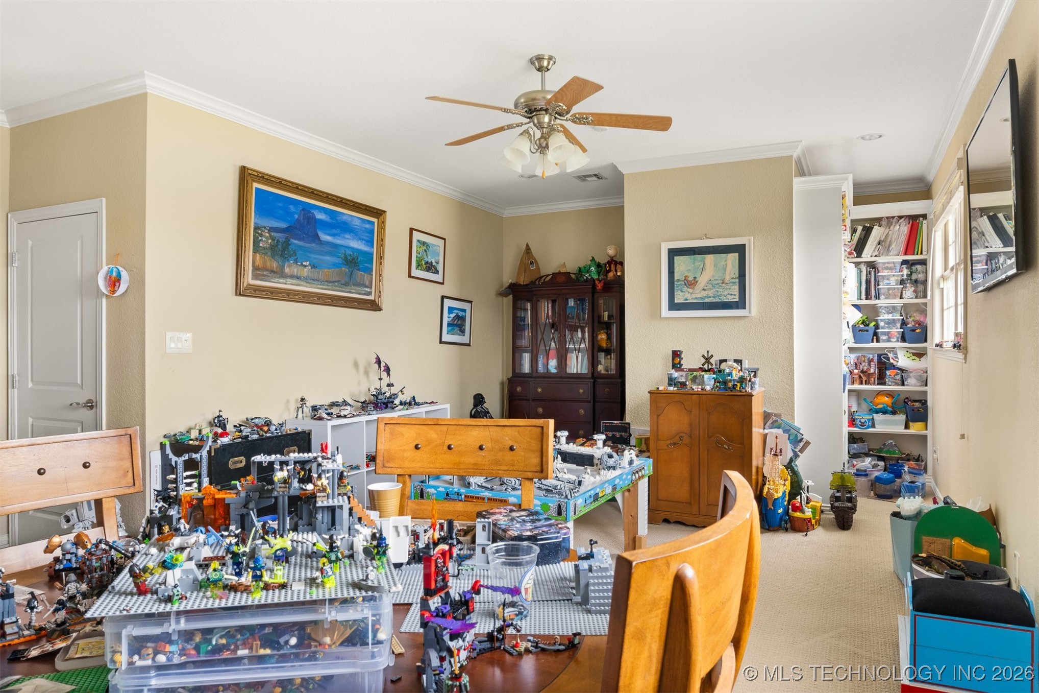 575 Majestic Hills Property Photo 52