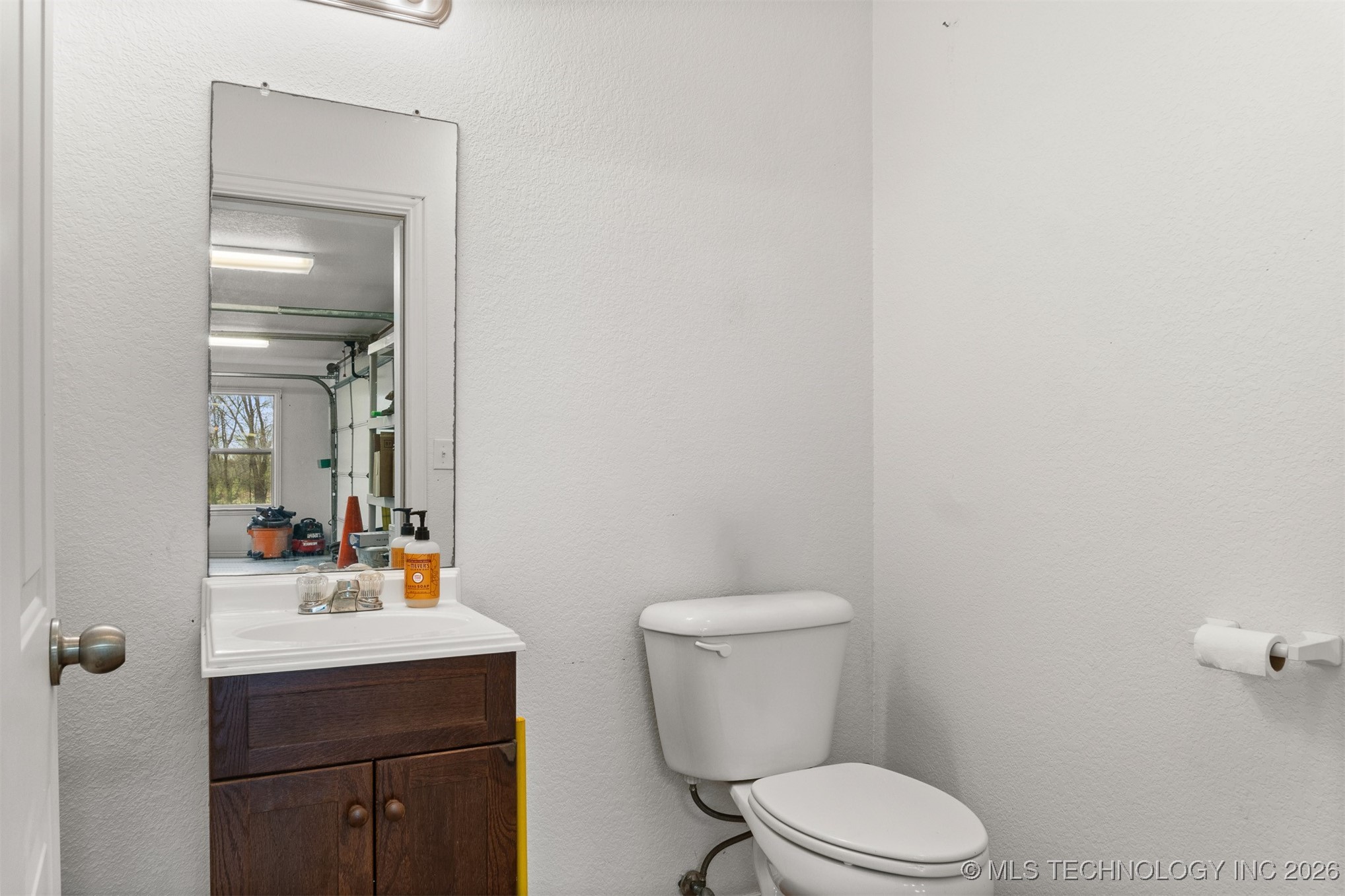 575 Majestic Hills Property Photo 58