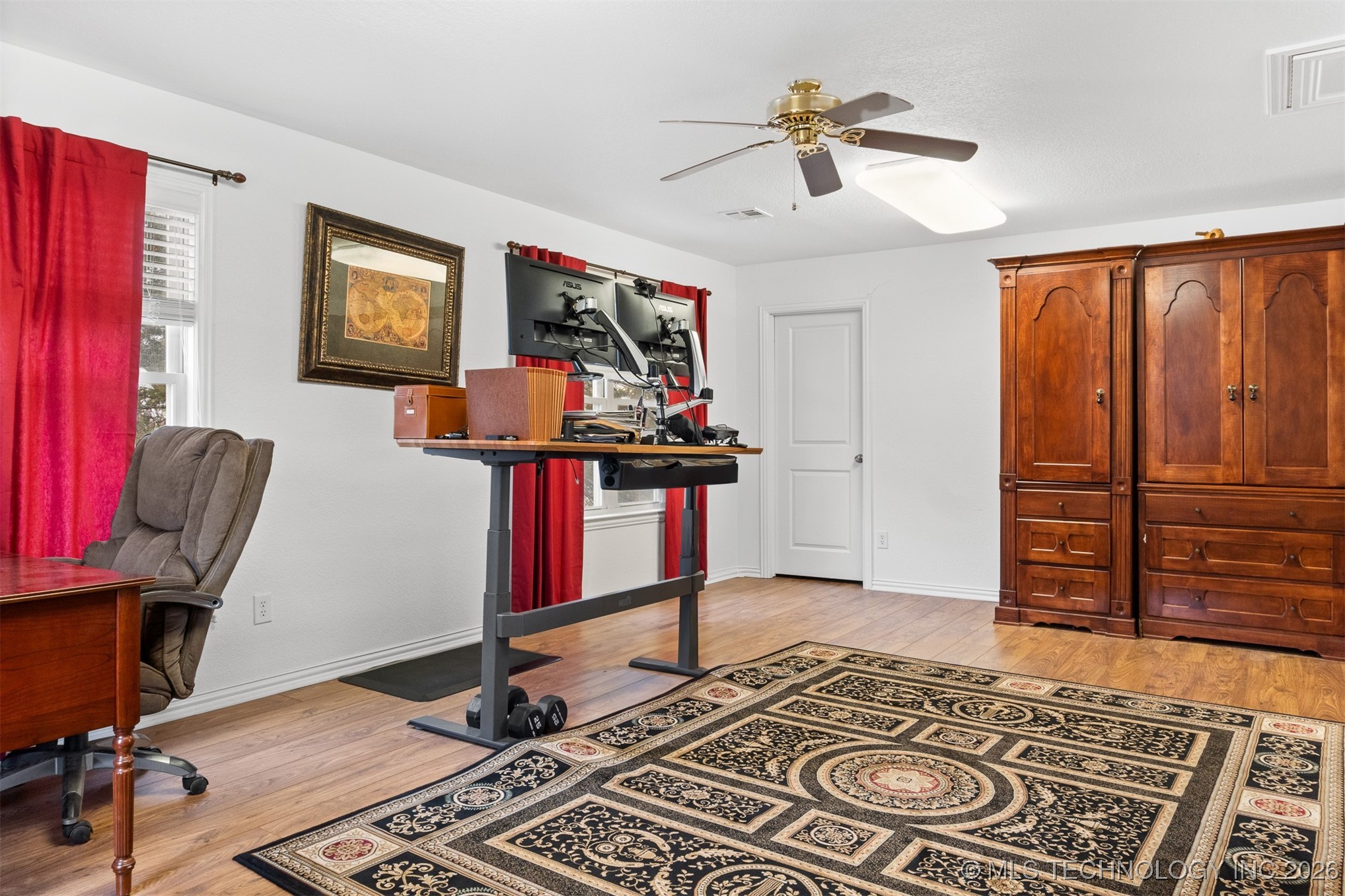 575 Majestic Hills Property Photo 64