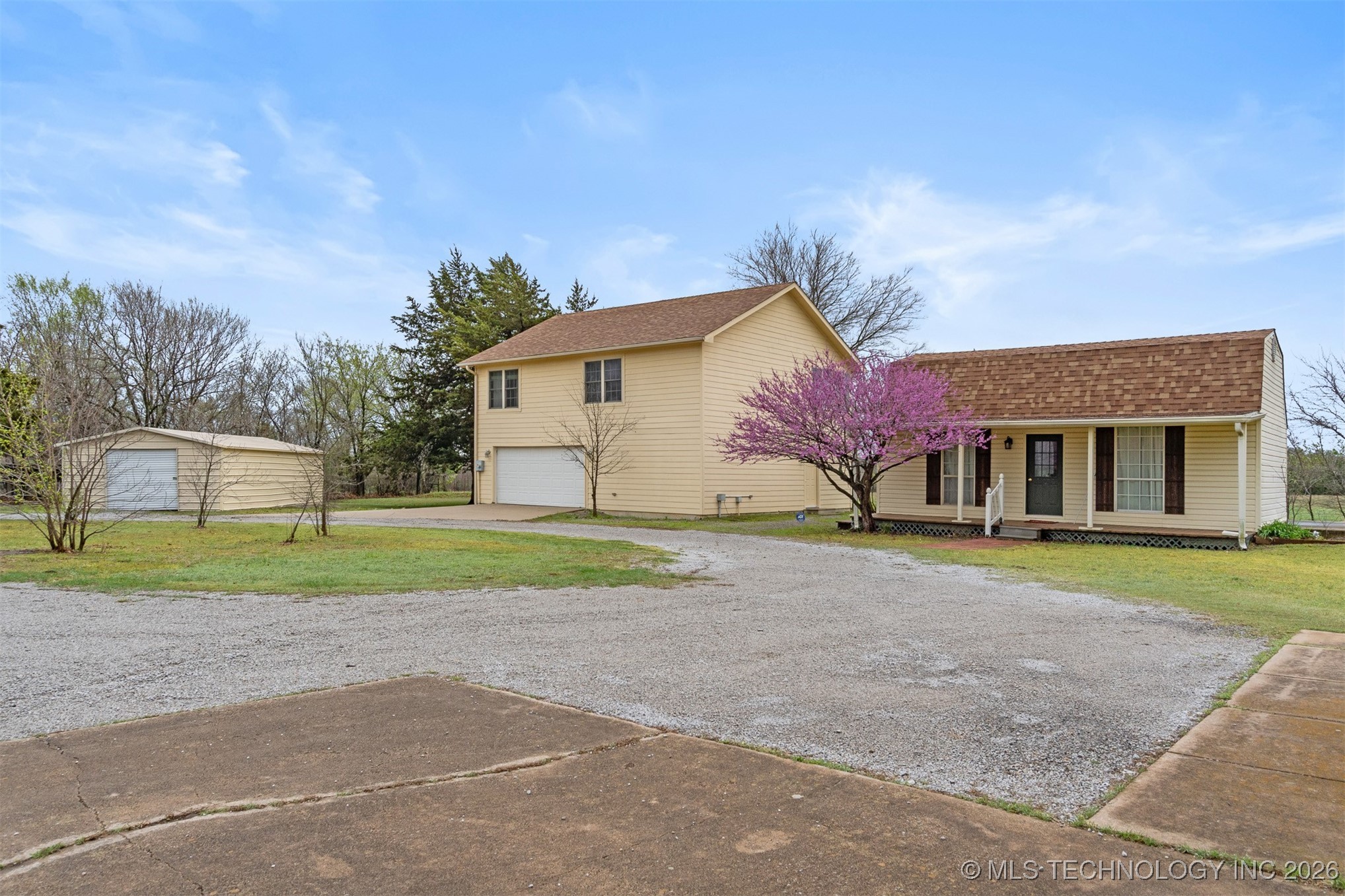 575 Majestic Hills Property Photo 71